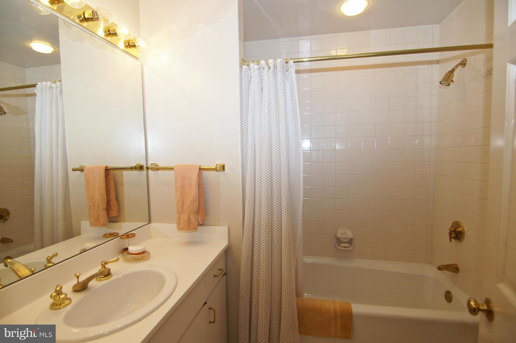 INNER HARBOR - Residential