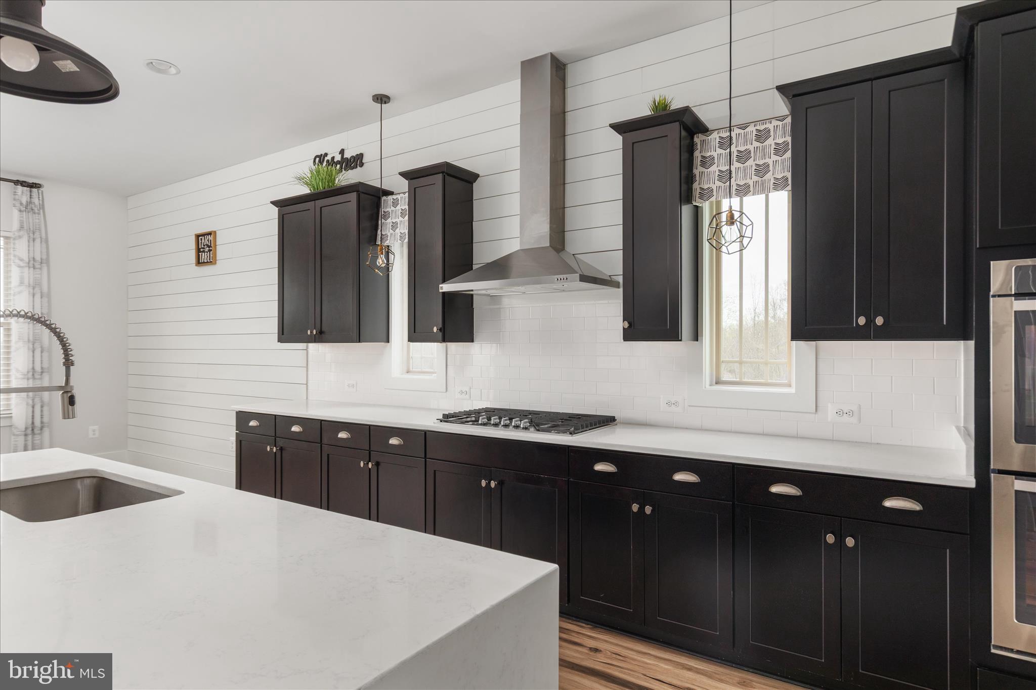 EMBREY MILL - Residential