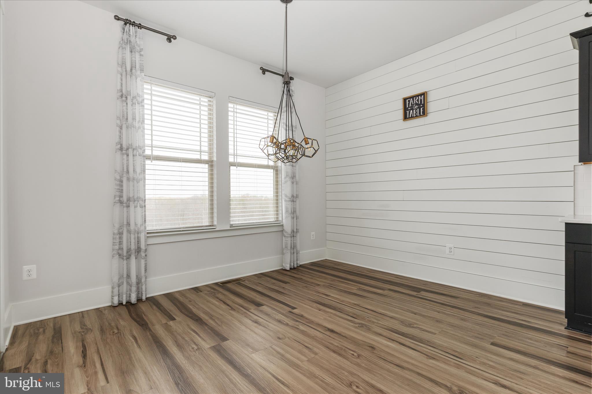 EMBREY MILL - Residential