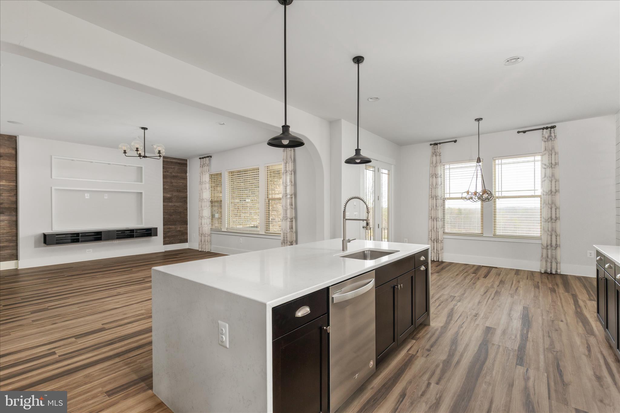 EMBREY MILL - Residential