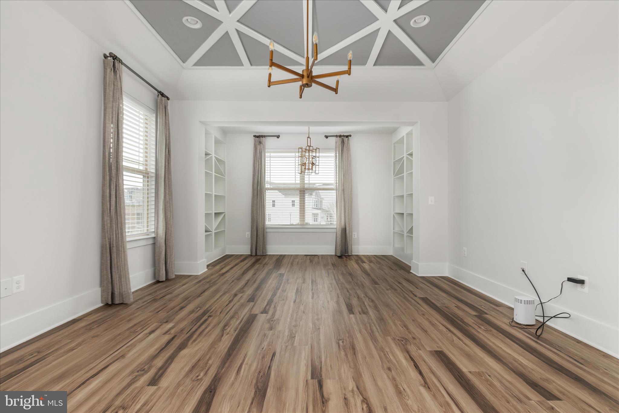 EMBREY MILL - Residential