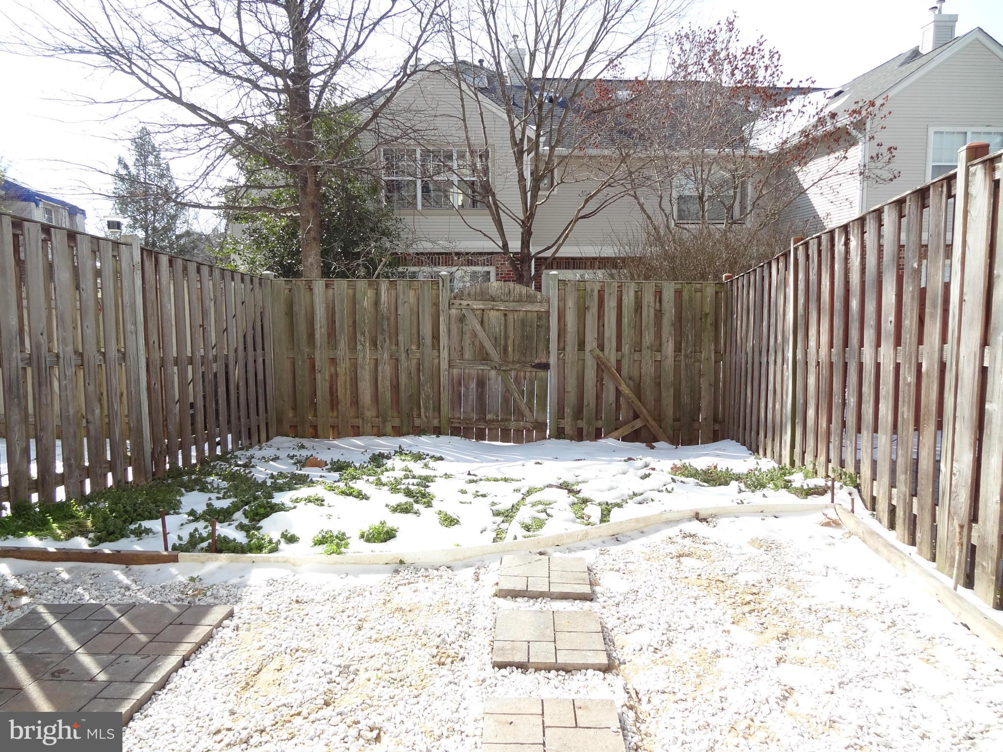 REGENTS WALK - Residential