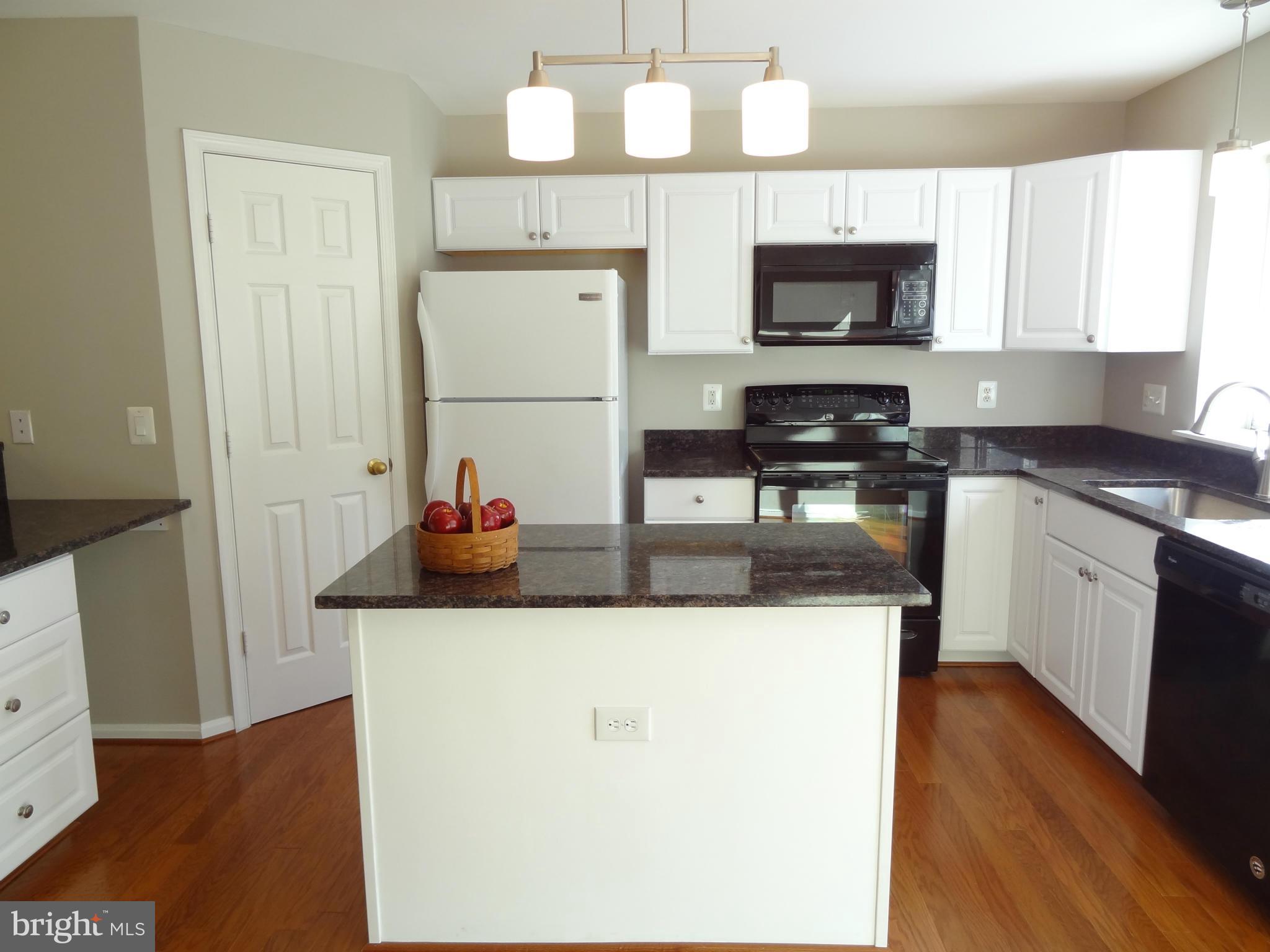 REGENTS WALK - Residential