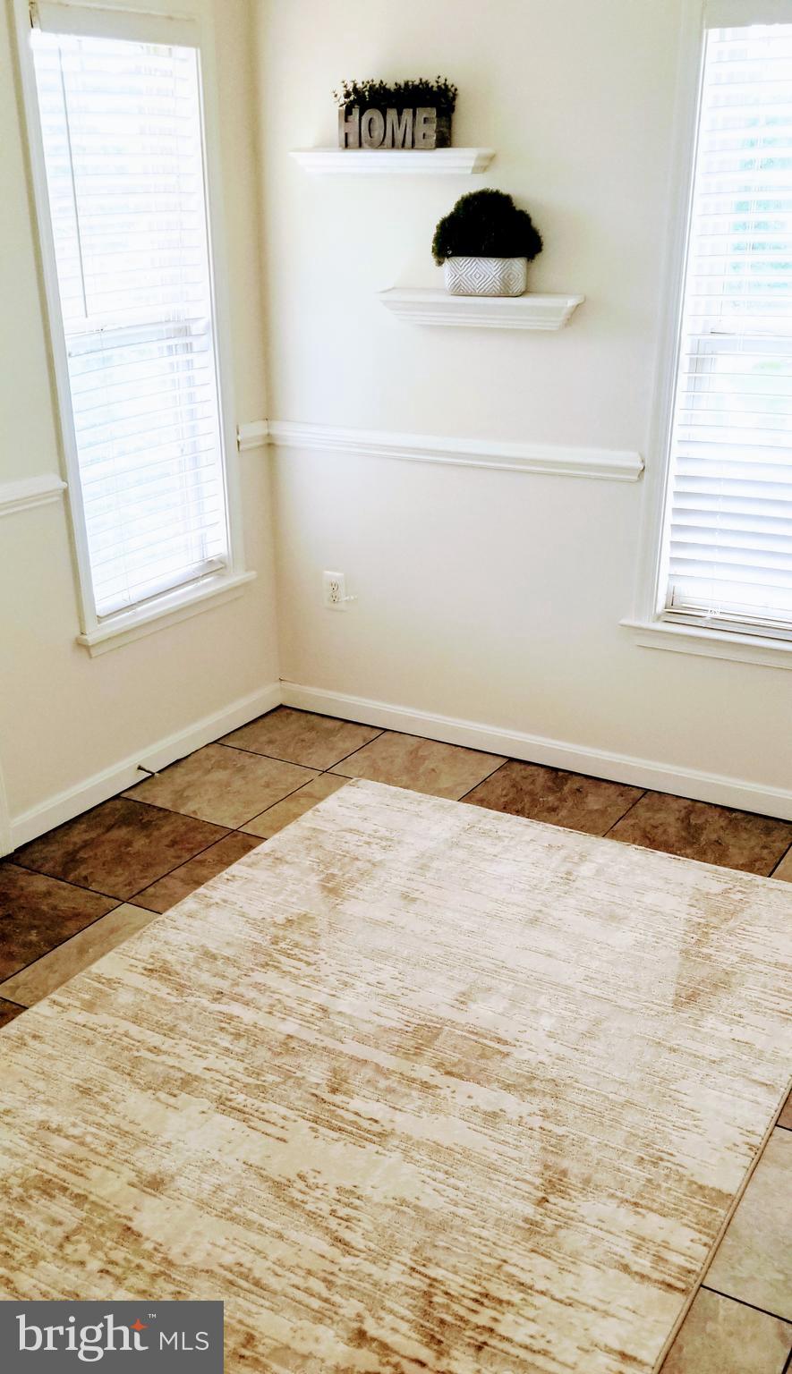 WOODMORE-RESUB-PLAT 4> - Residential