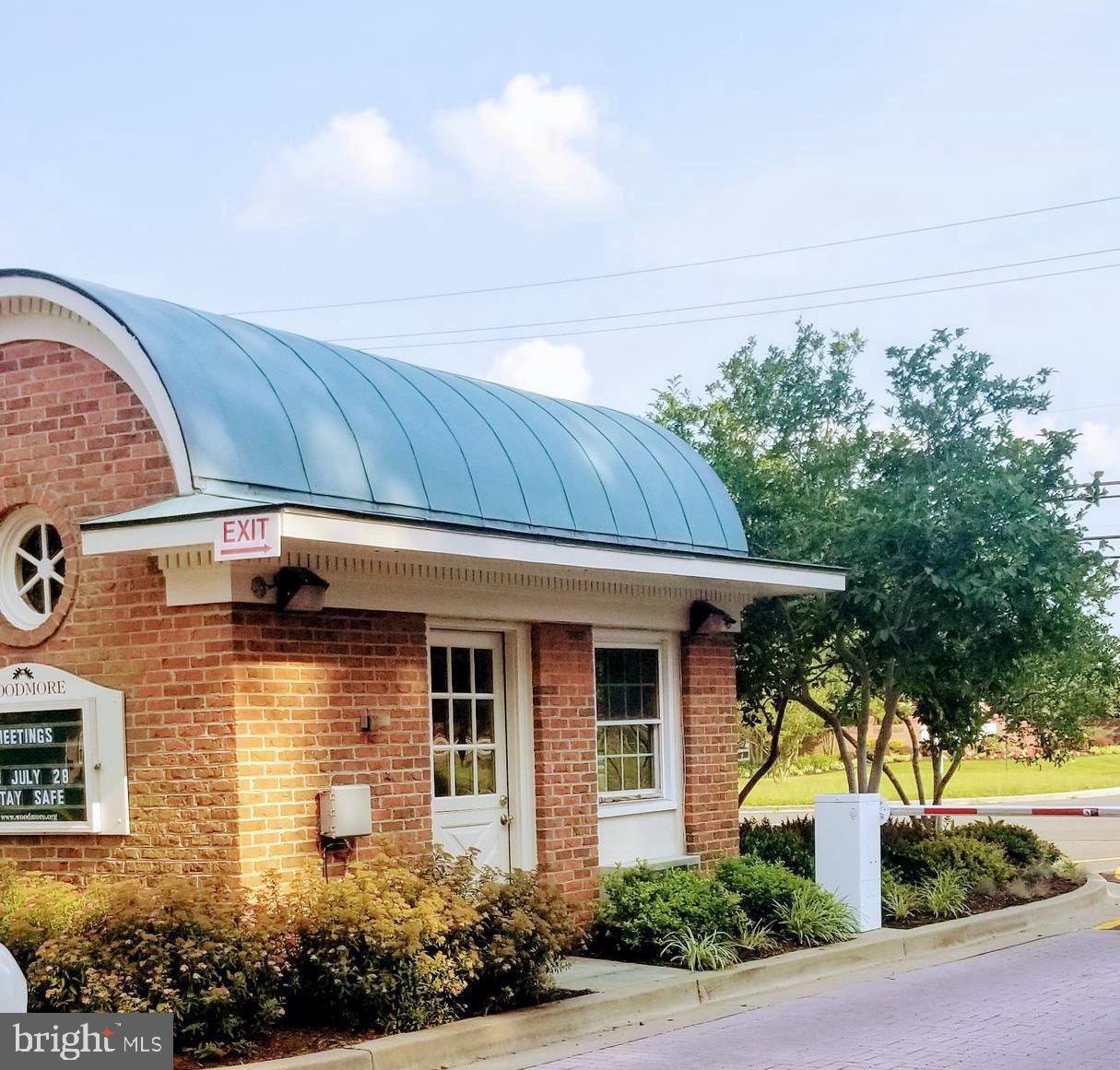 WOODMORE-RESUB-PLAT 4> - Residential