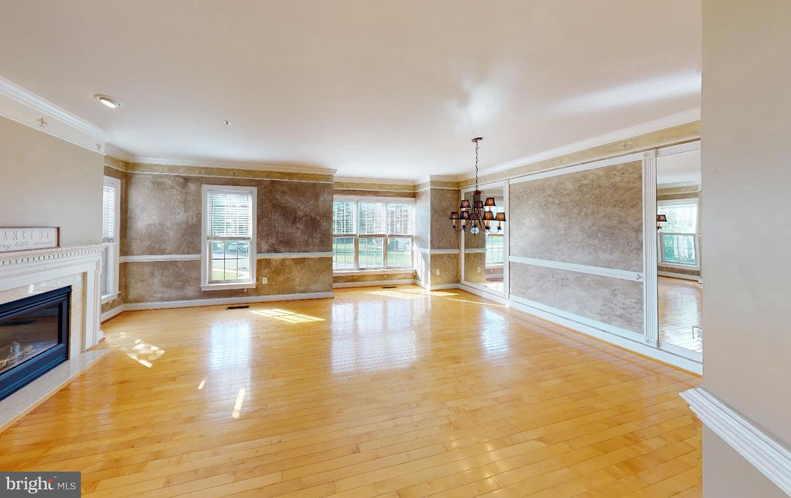 WOODMORE-RESUB-PLAT 4> - Residential