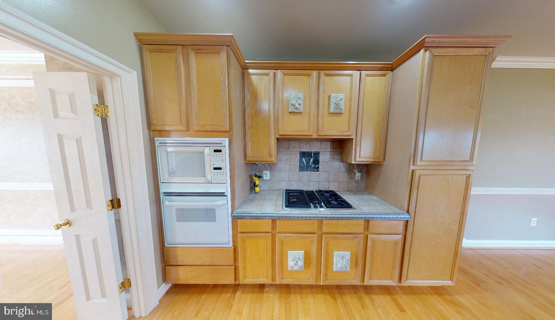 WOODMORE-RESUB-PLAT 4> - Residential