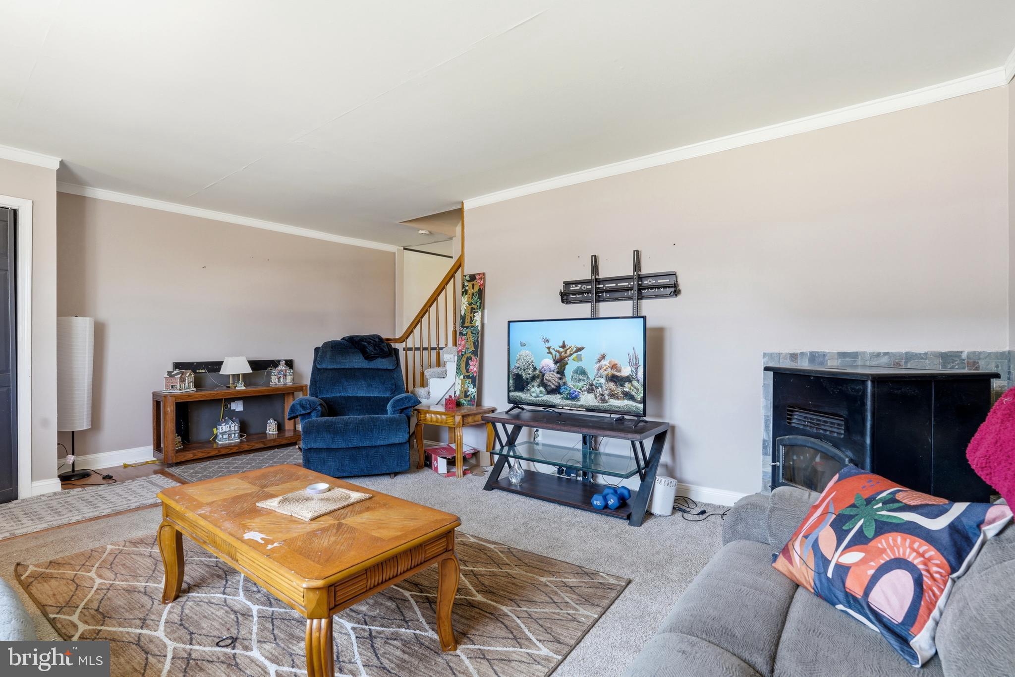 JUSTIN MANOR - Residential