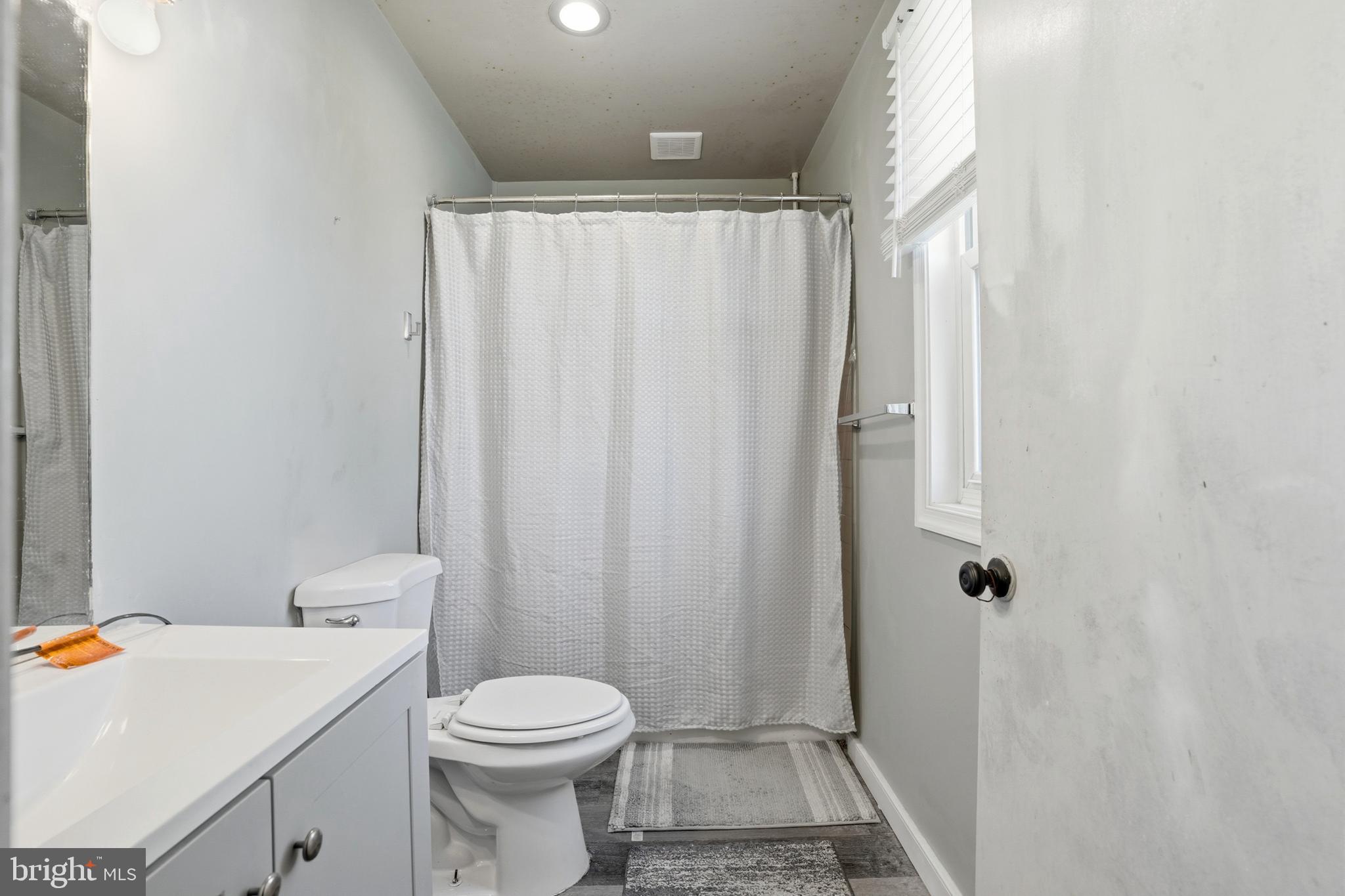 JUSTIN MANOR - Residential