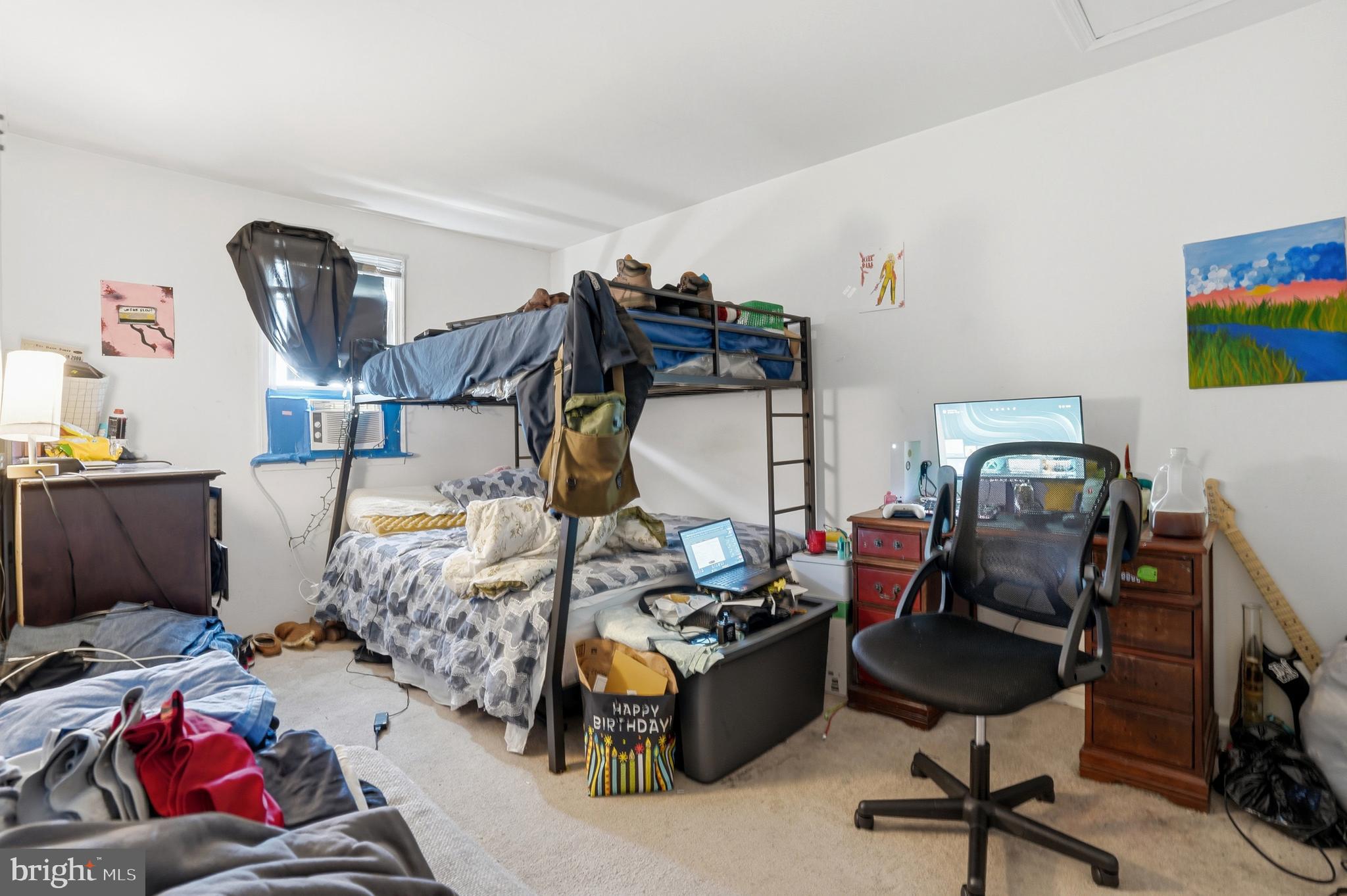 JUSTIN MANOR - Residential