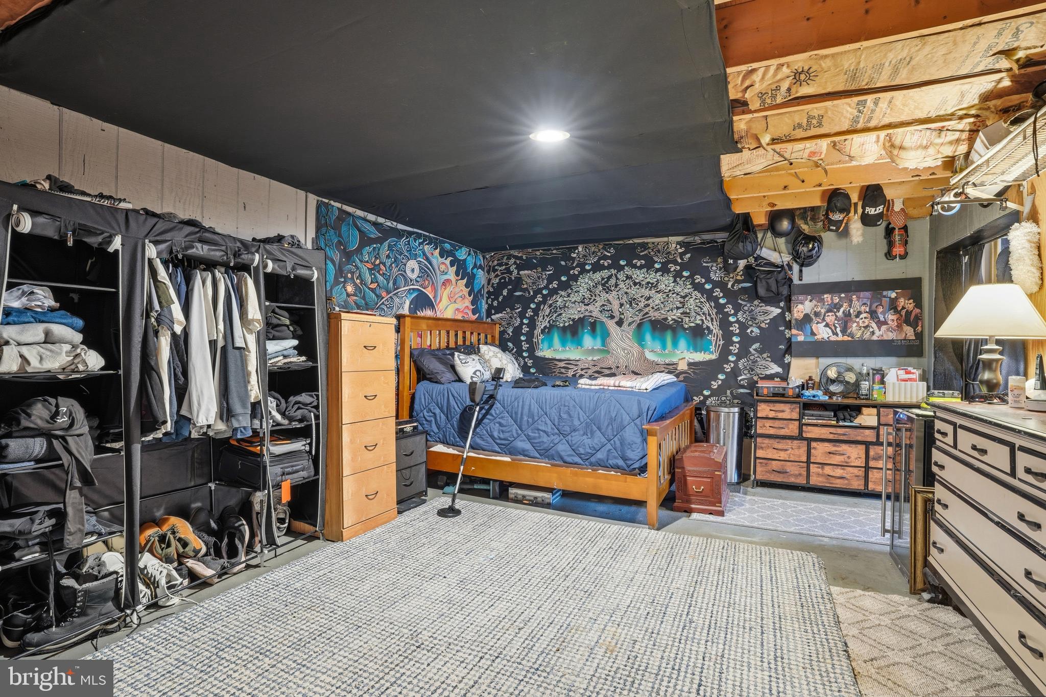 JUSTIN MANOR - Residential