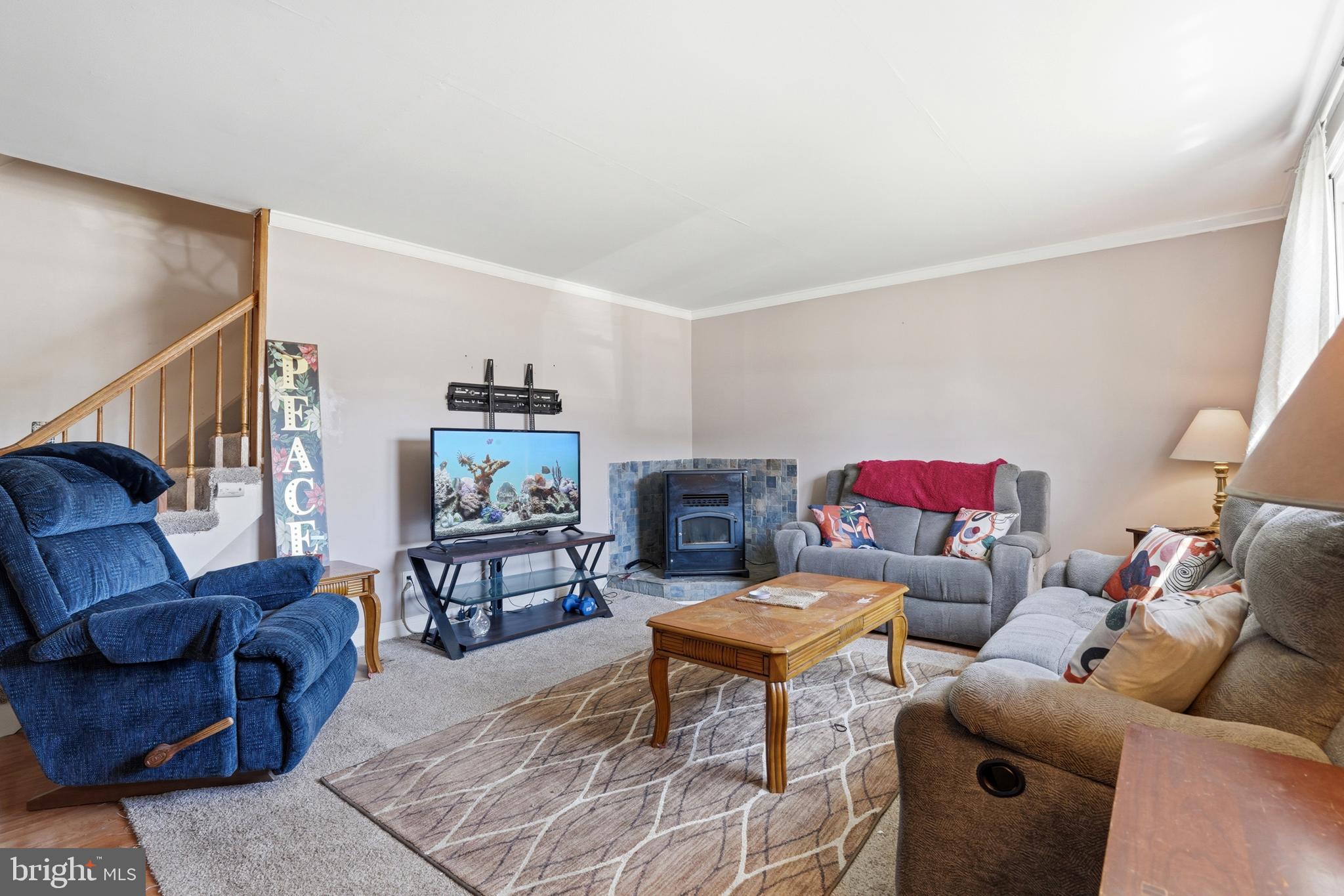 JUSTIN MANOR - Residential