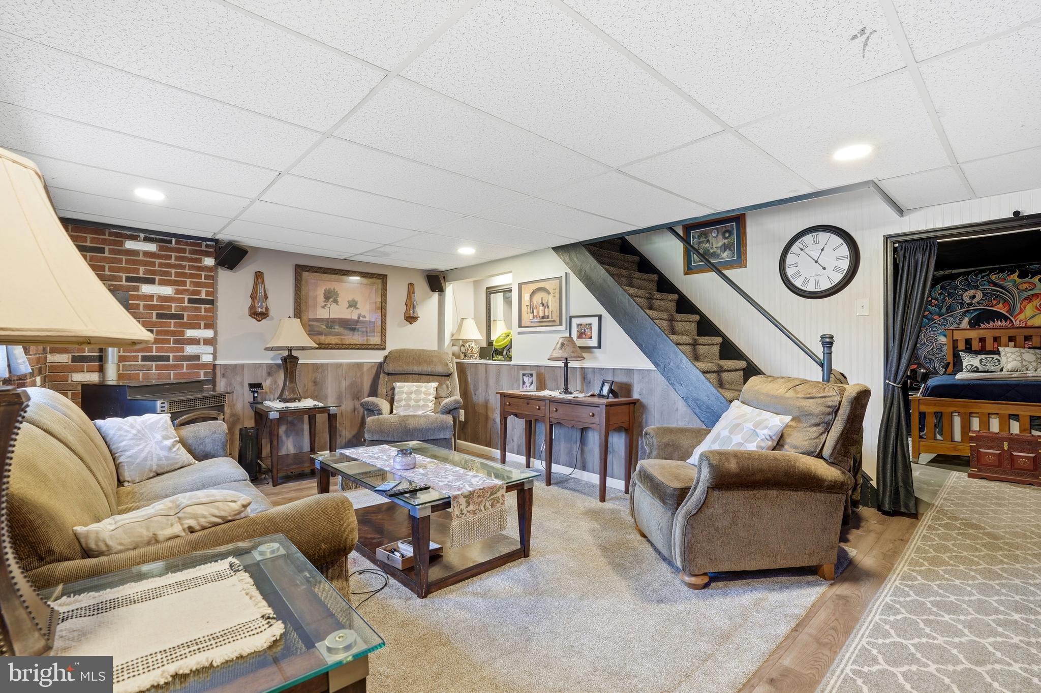 JUSTIN MANOR - Residential