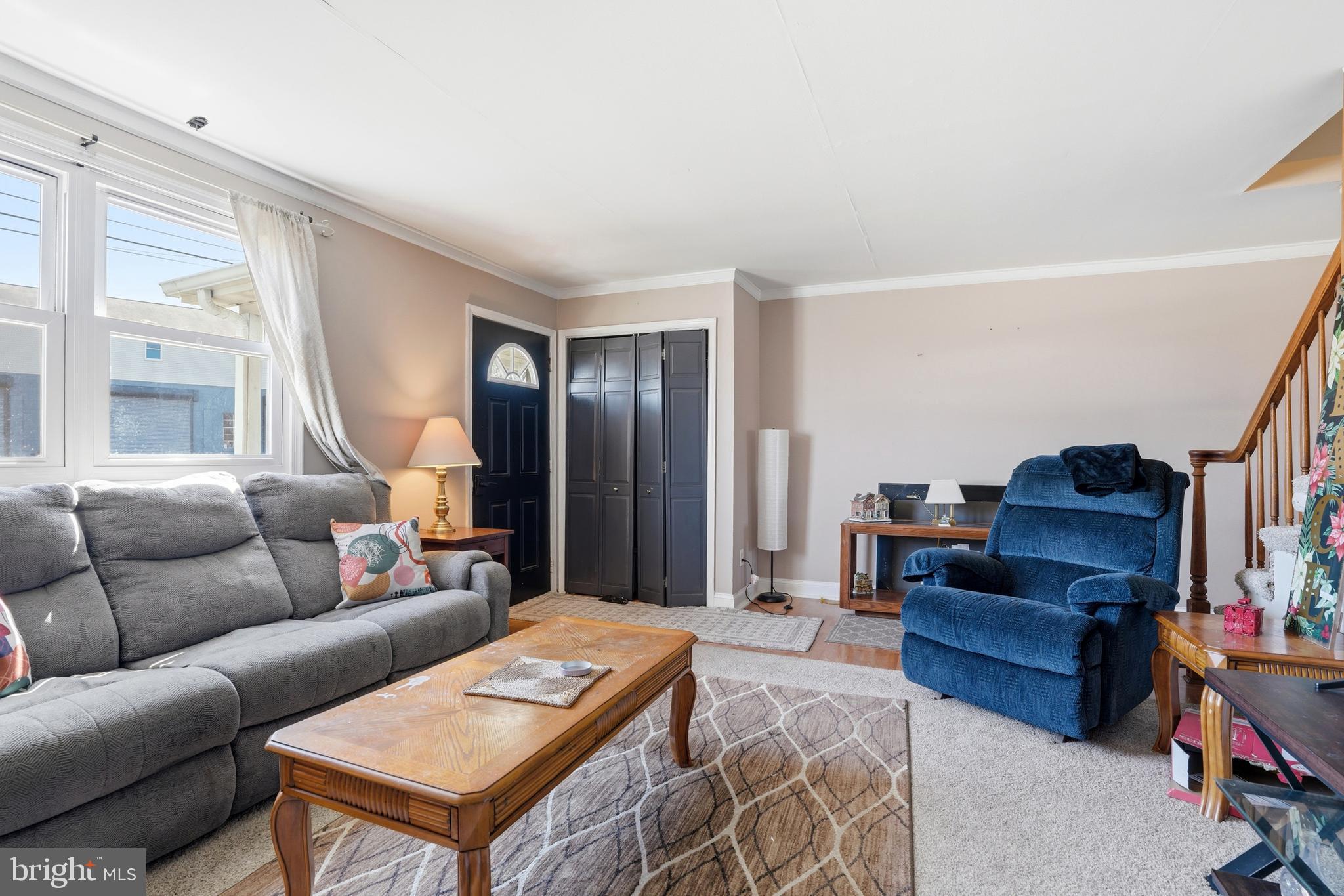 JUSTIN MANOR - Residential