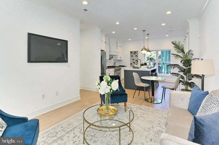 1313 ORREN STREET NE 3