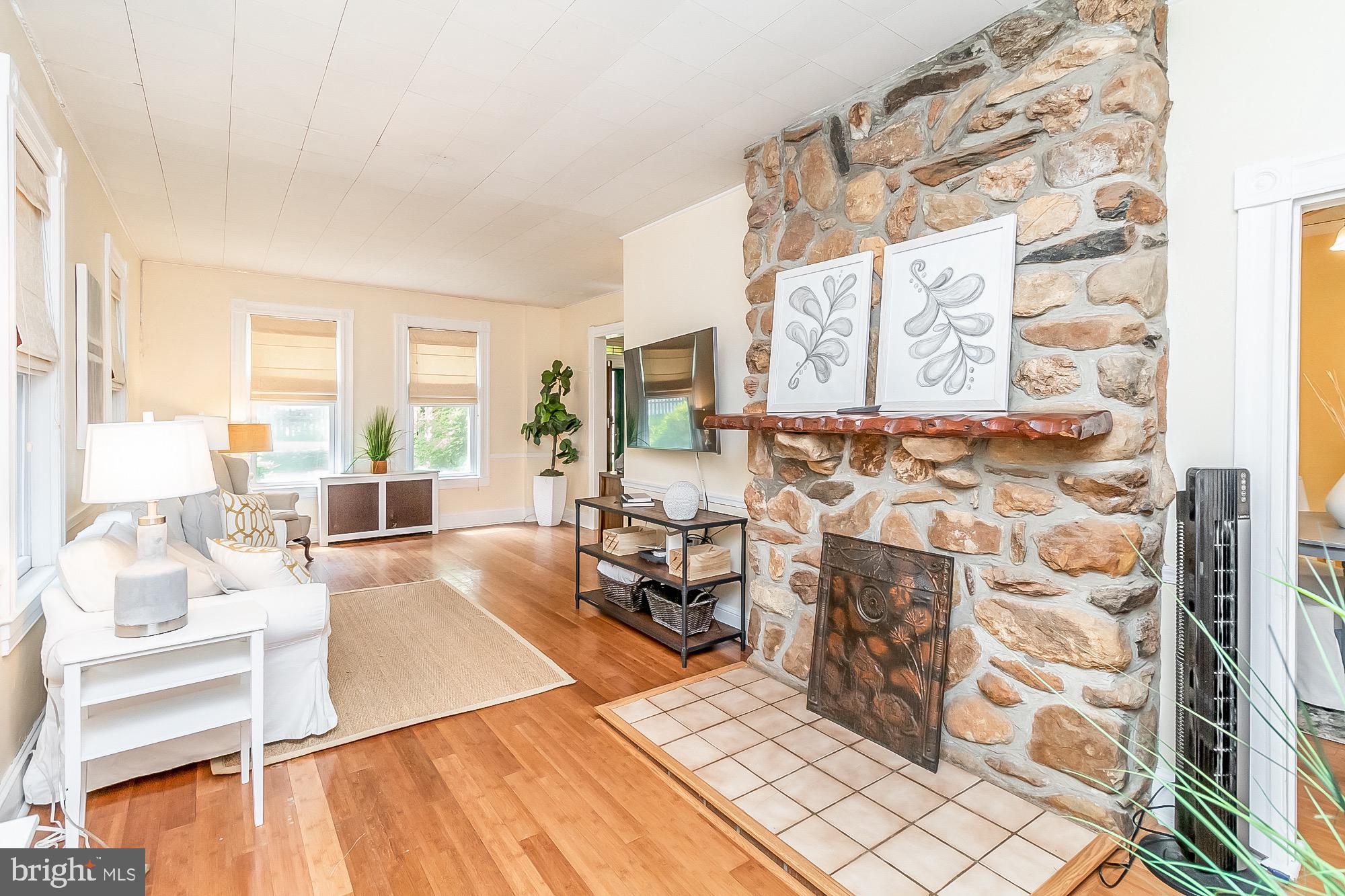 OVERLEA - Residential