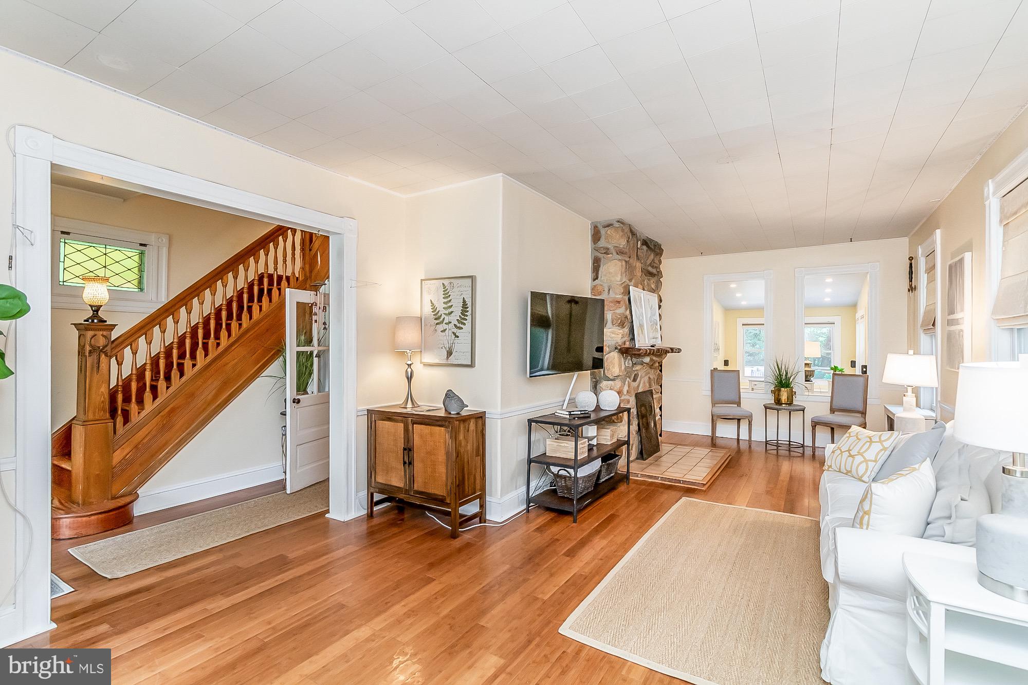 OVERLEA - Residential