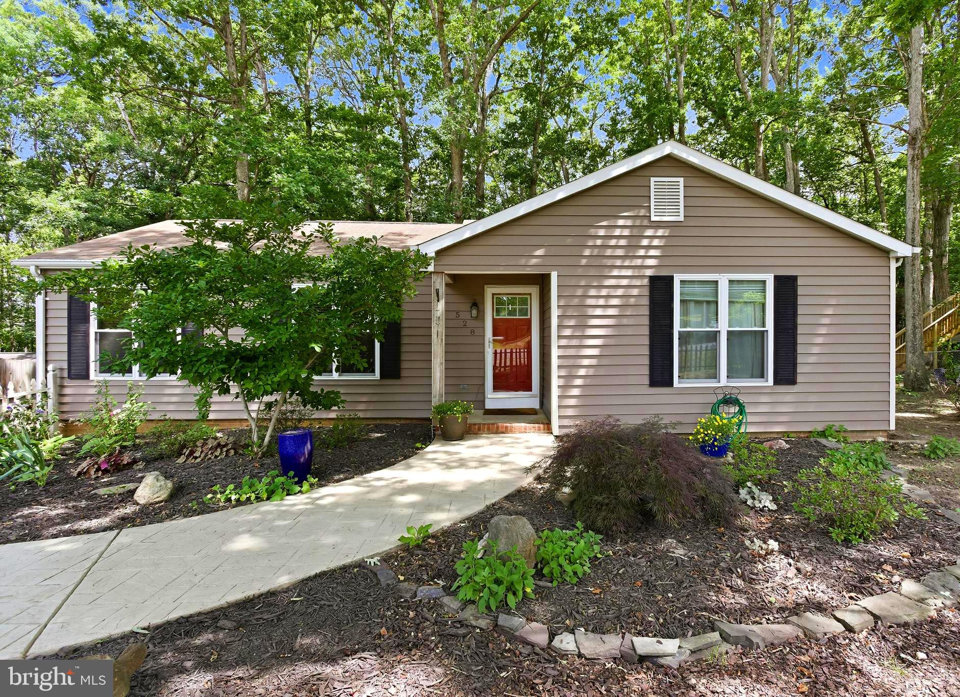 528 PLEASANTS DRIVE