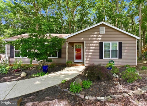 Homes For Sale - 528 Pleasants Drive<br/> FREDERICKSBURG, VA 22407