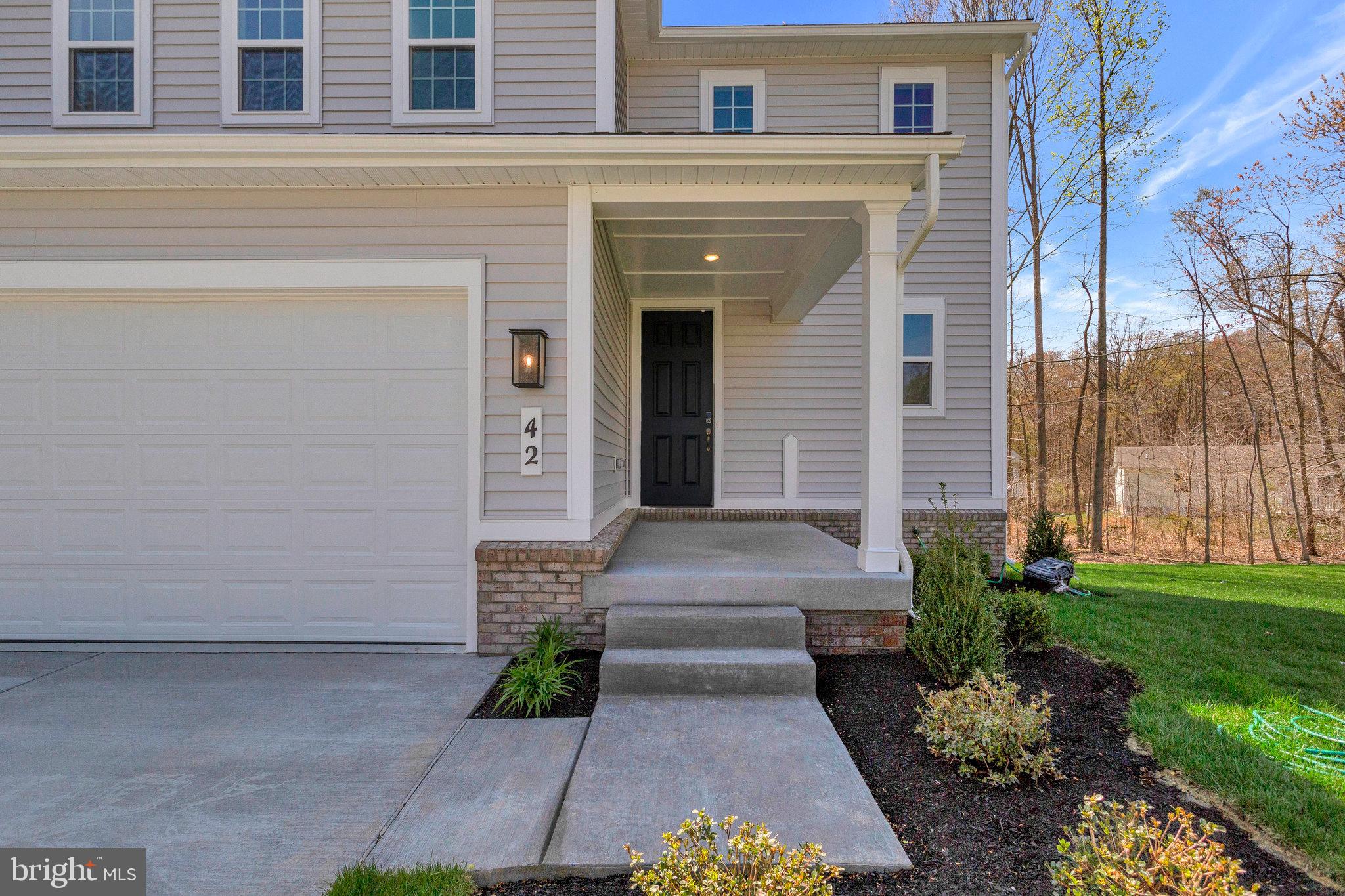 42 POPLAR COURT