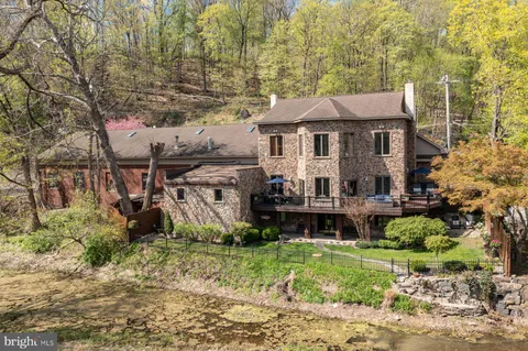 1820 Easton Road, Kintnersville, PA MLS: PABU2092822