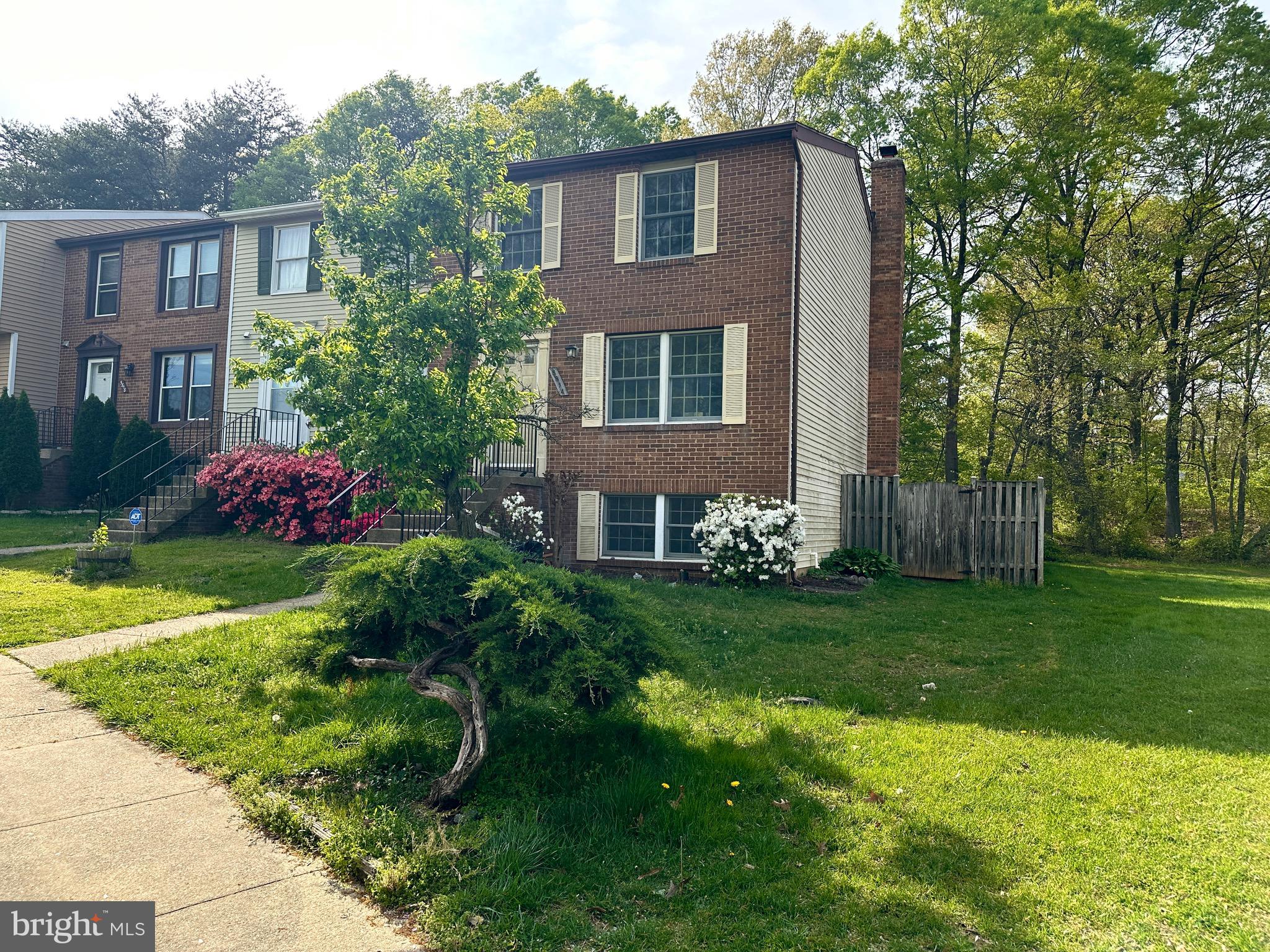 LITTLE ROCKY RUN - Residential Lease