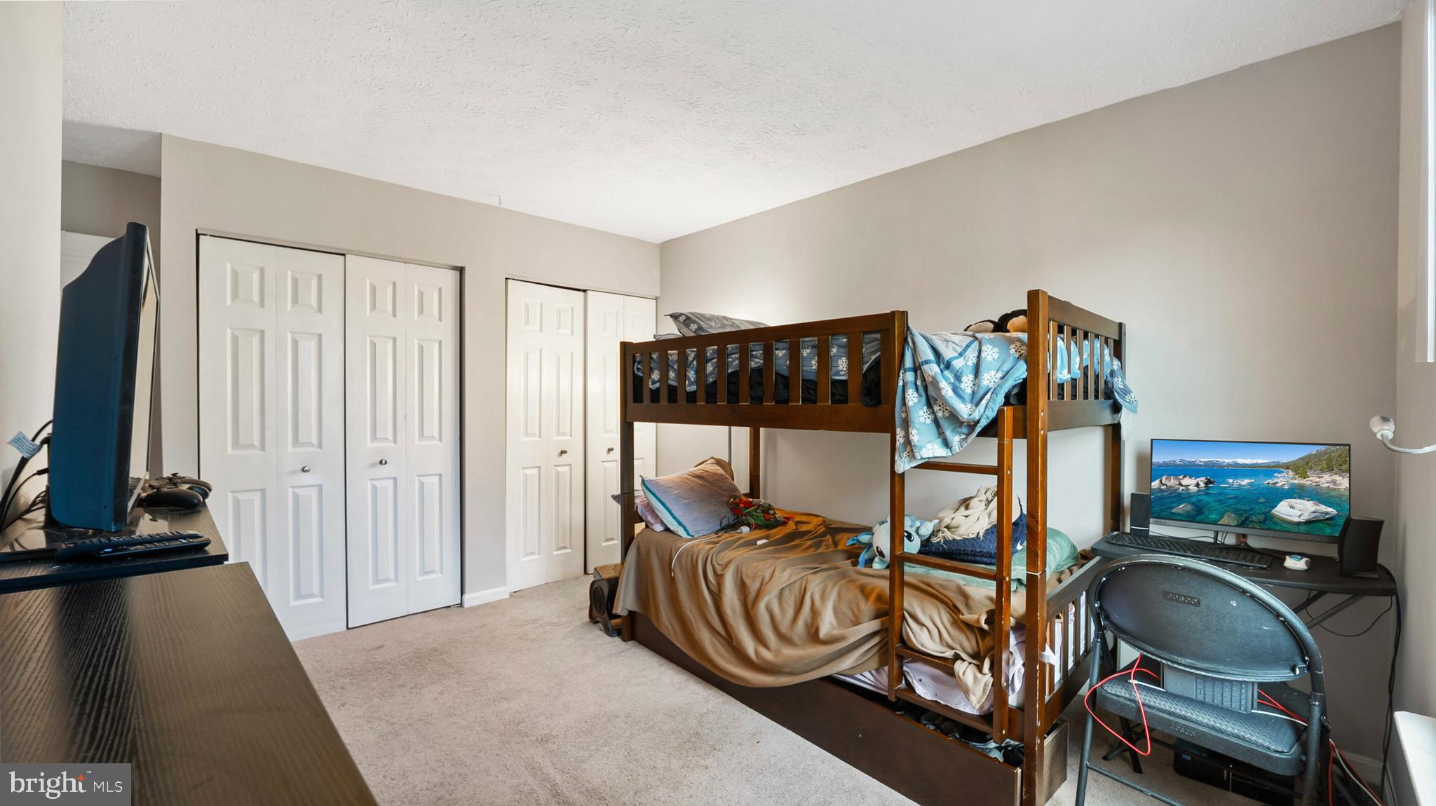 OAKHURST - Residential