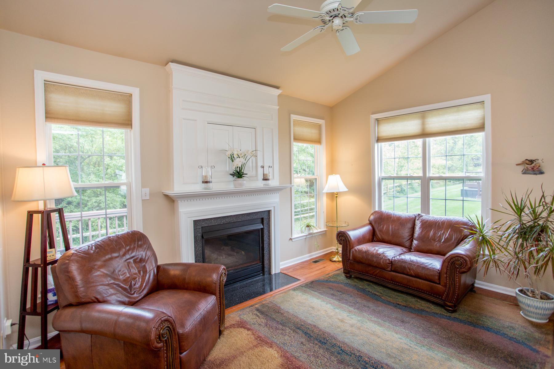 DOYLESTOWN STATION - Residential
