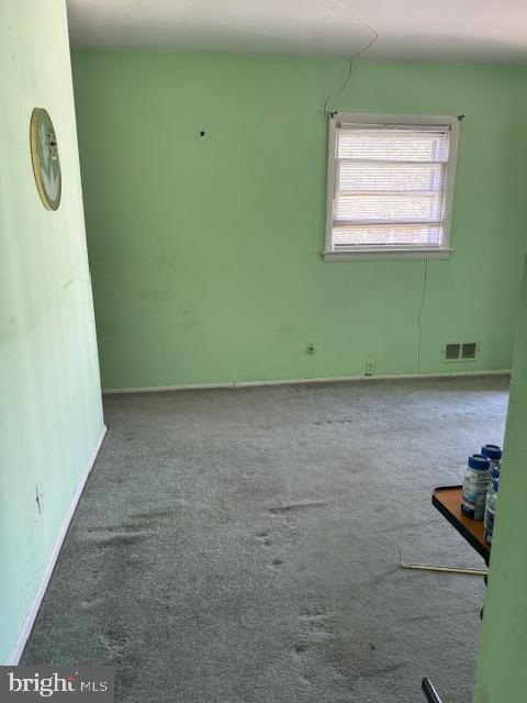 HALLS HILL - Residential