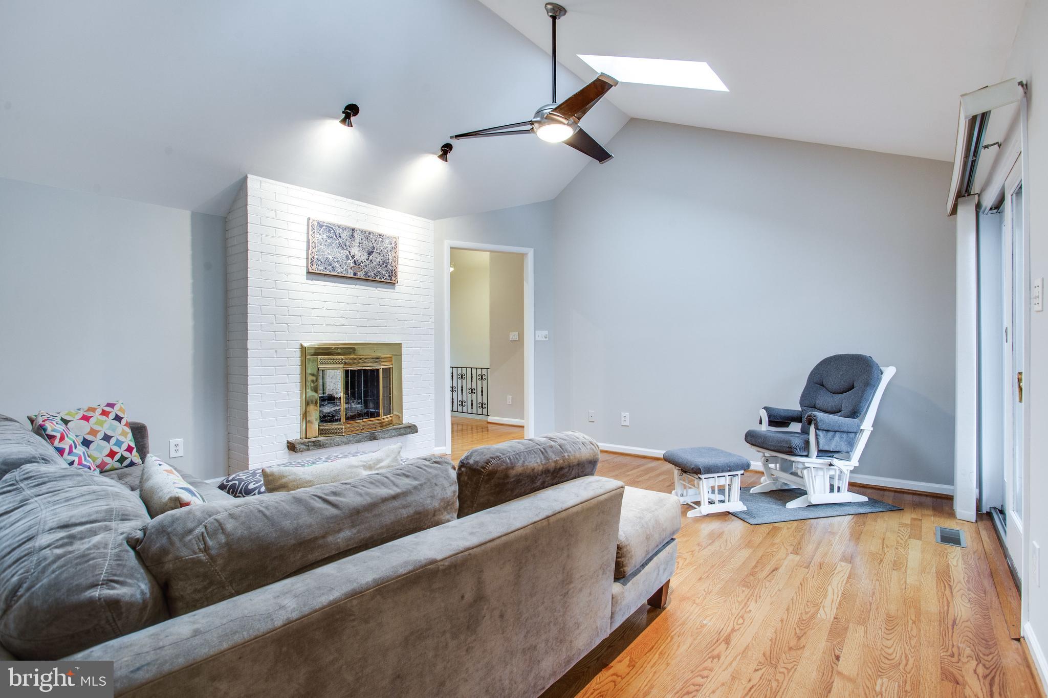 DEVON PARK - Residential Lease