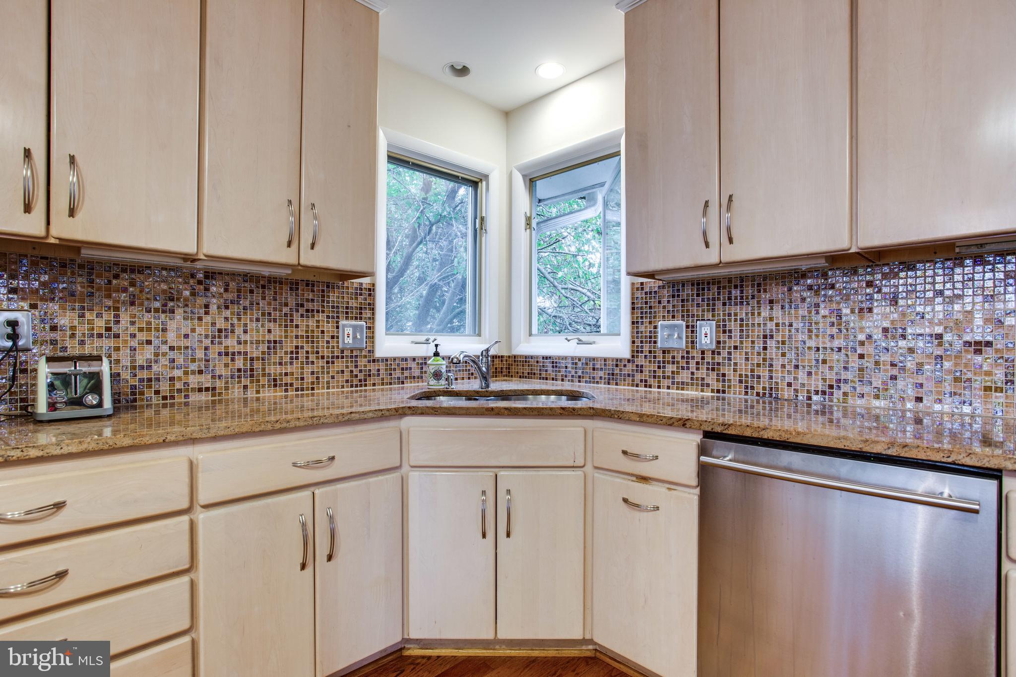 DEVON PARK - Residential Lease