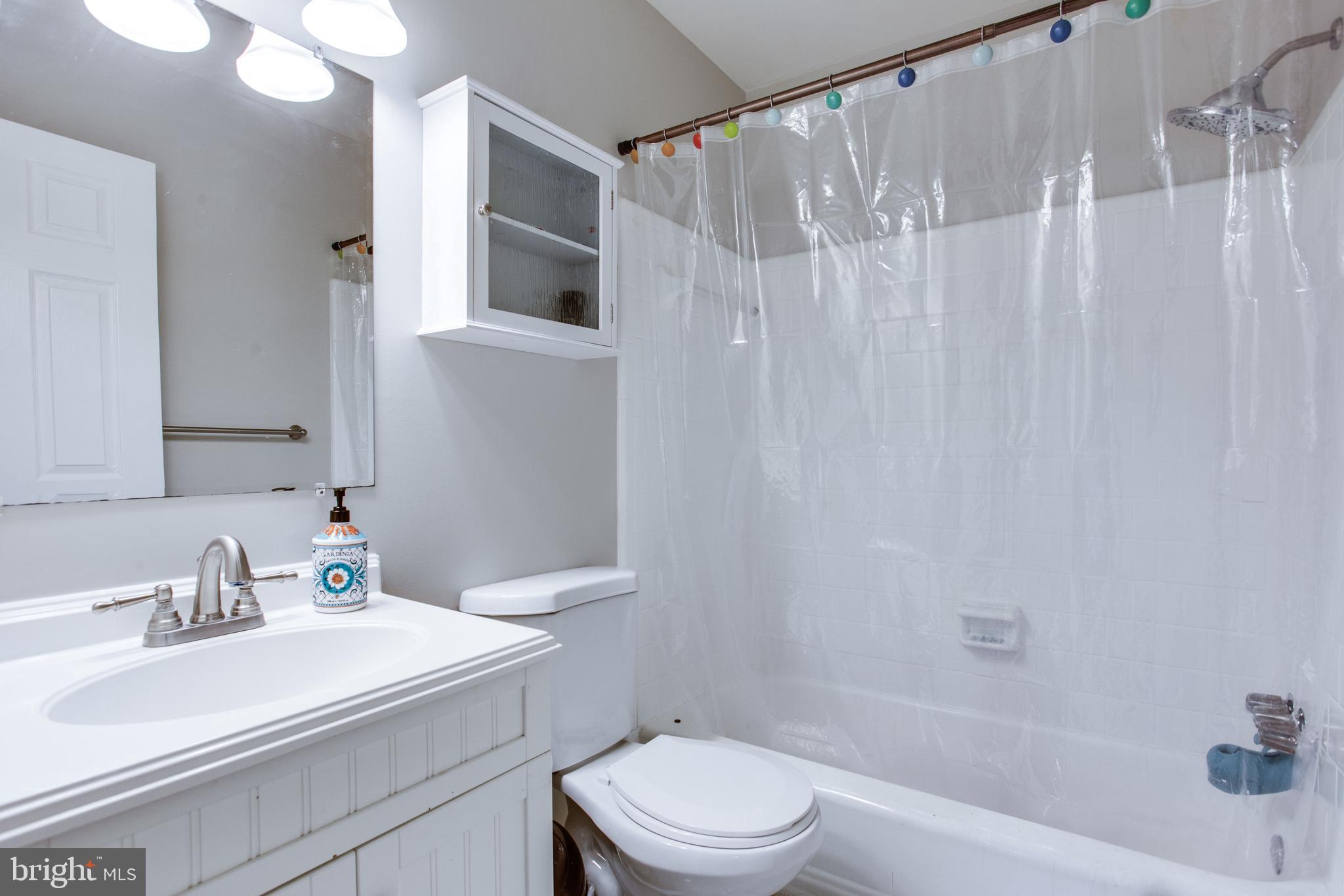 DEVON PARK - Residential Lease