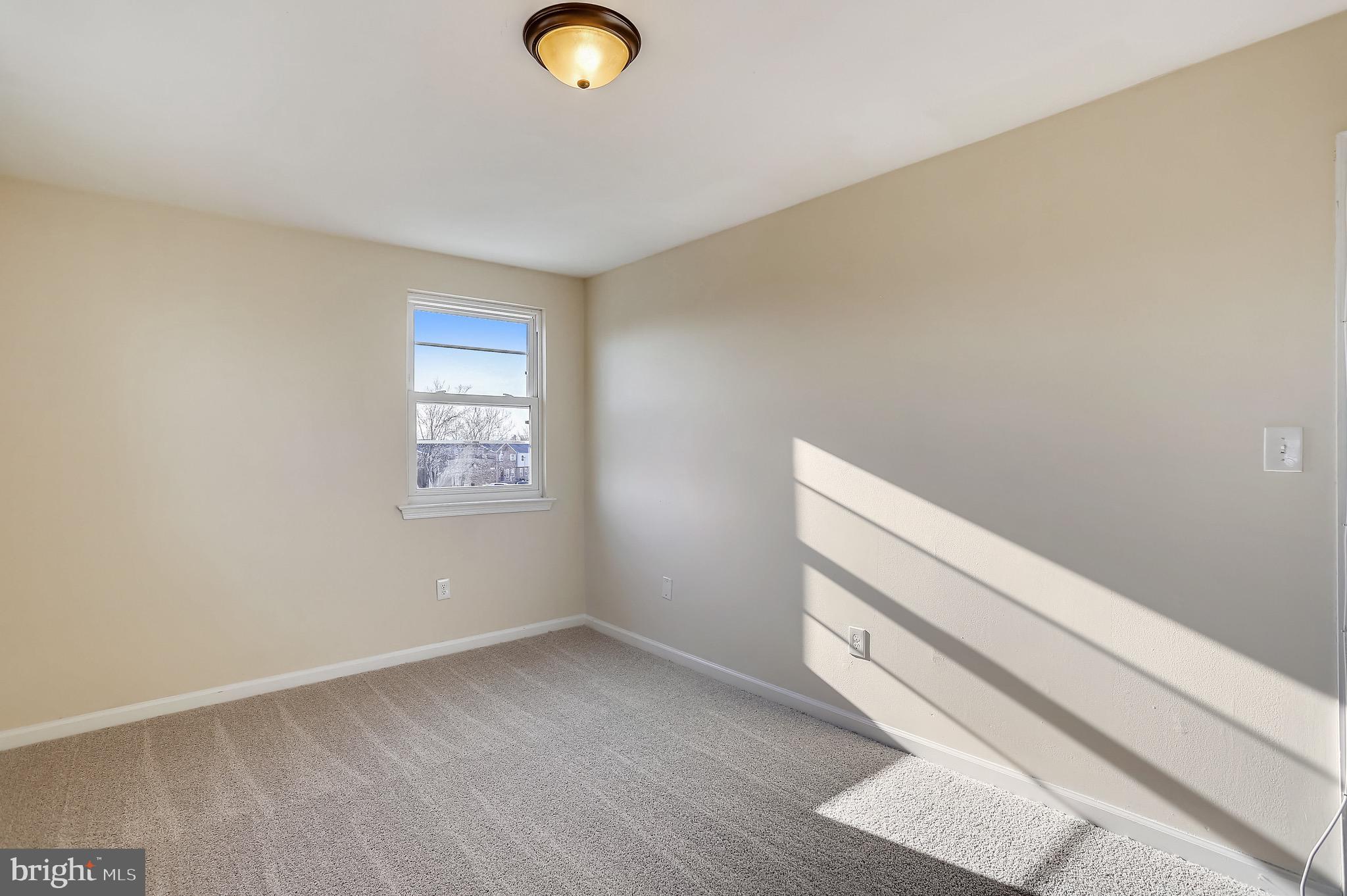 OLD TOWNE VILLAGE - Residential