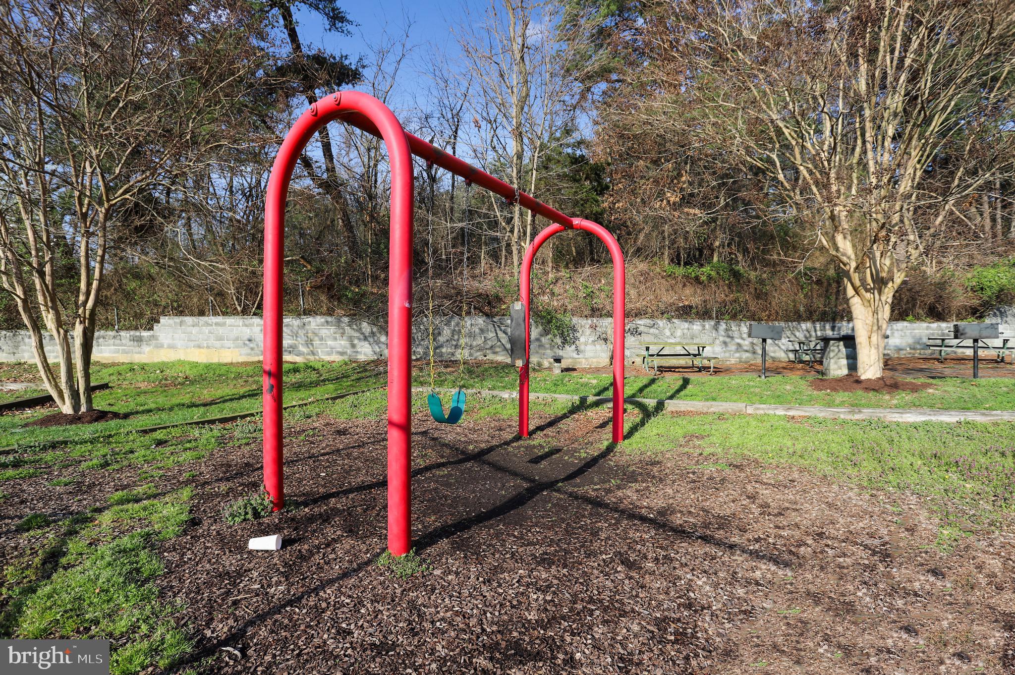 OLD TOWNE VILLAGE - Residential