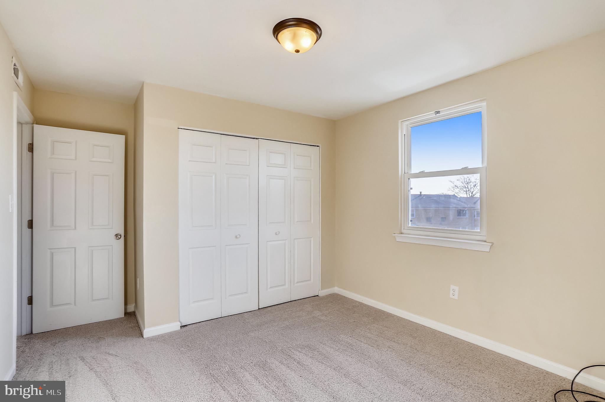 OLD TOWNE VILLAGE - Residential