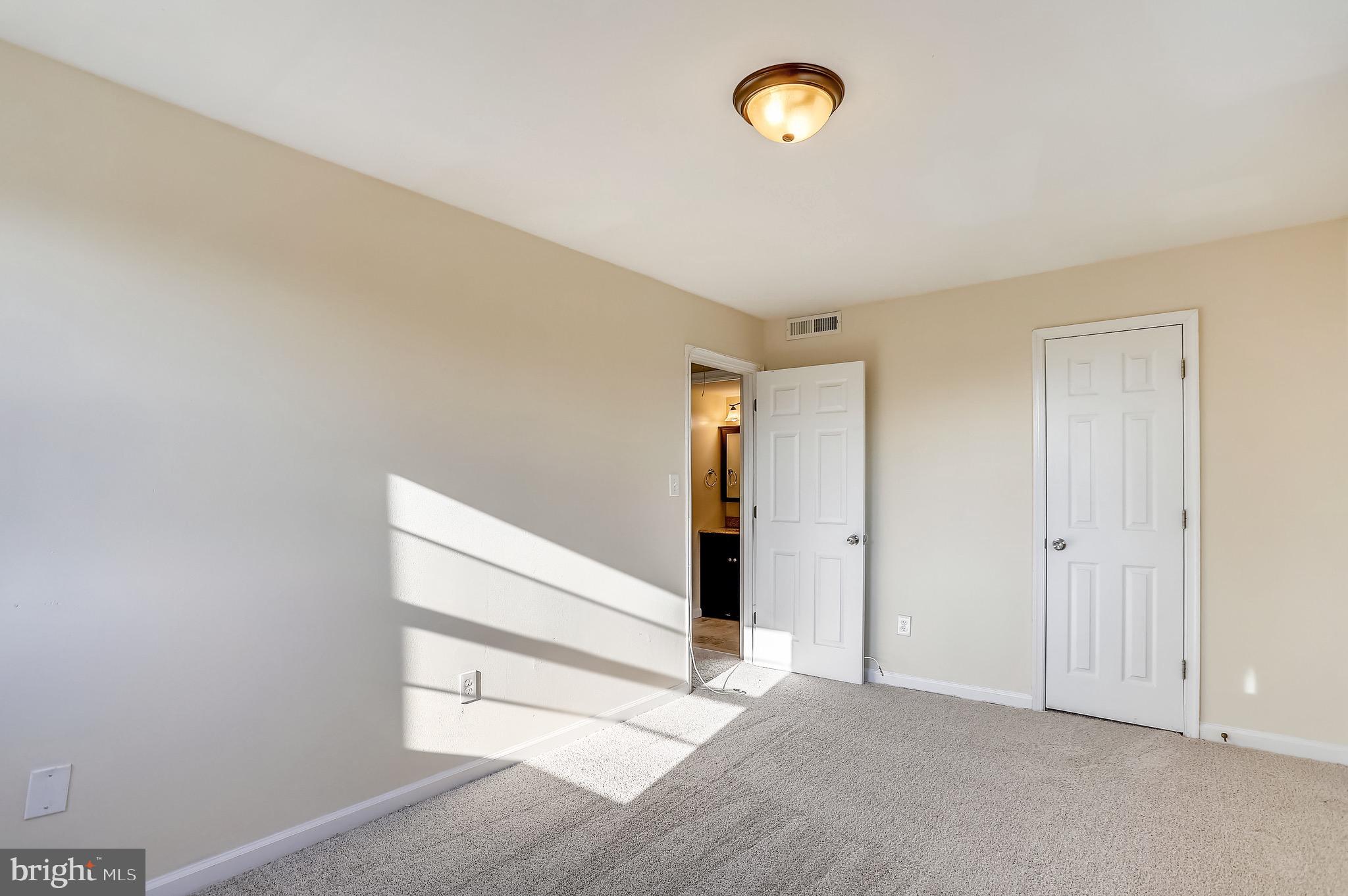 OLD TOWNE VILLAGE - Residential