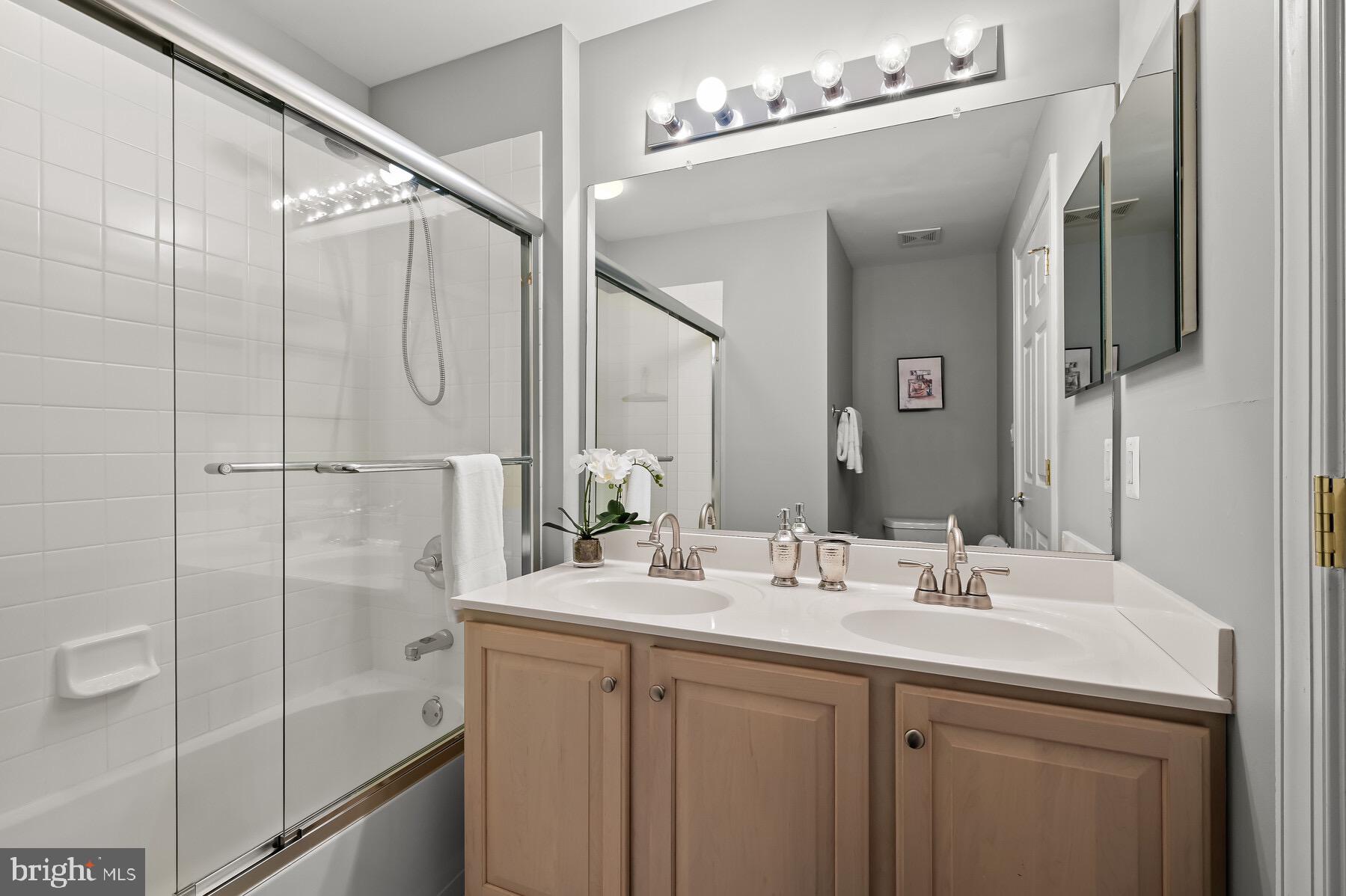 HARBORVIEW - Residential