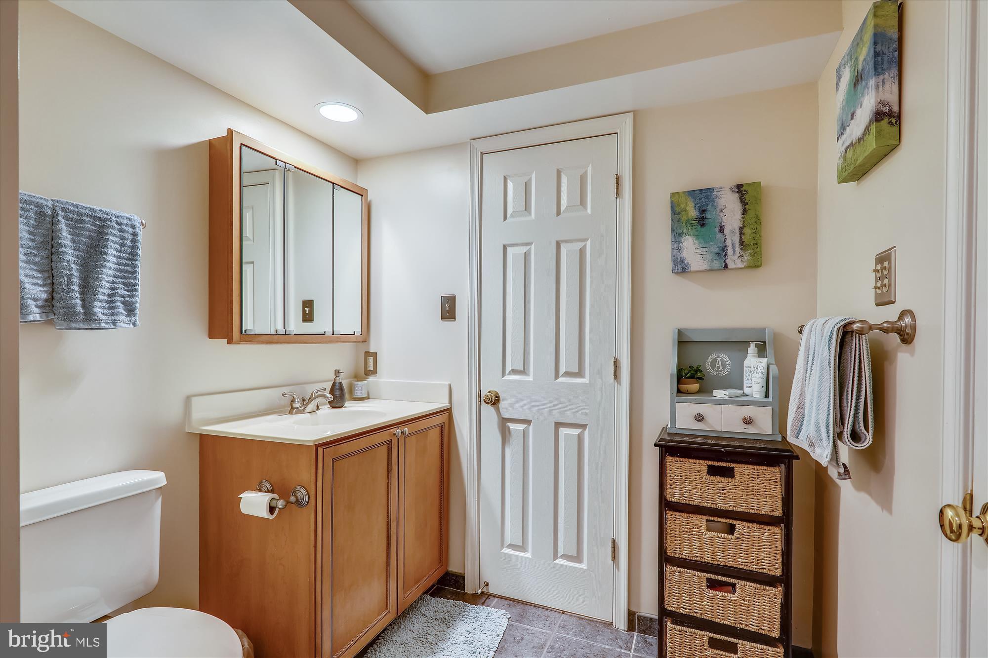 POPKINS FARM ESTATES - Residential Lease