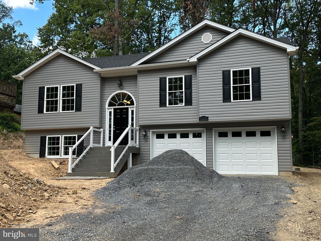 Photo of 208 Beaver Trail, WINCHESTER, VA 22602 (MLS # VAFV2040342)