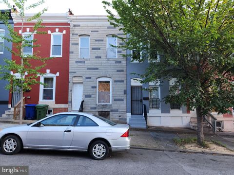 Townhouse For Sale - 2520 W Fayette Street<br/> BALTIMORE, MD 21223