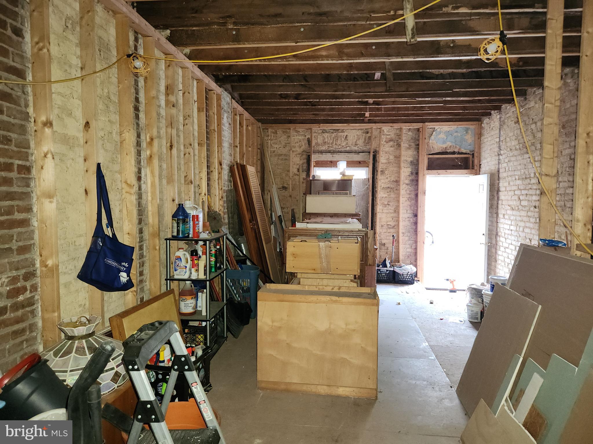 SHIPLEY HILL - Residential