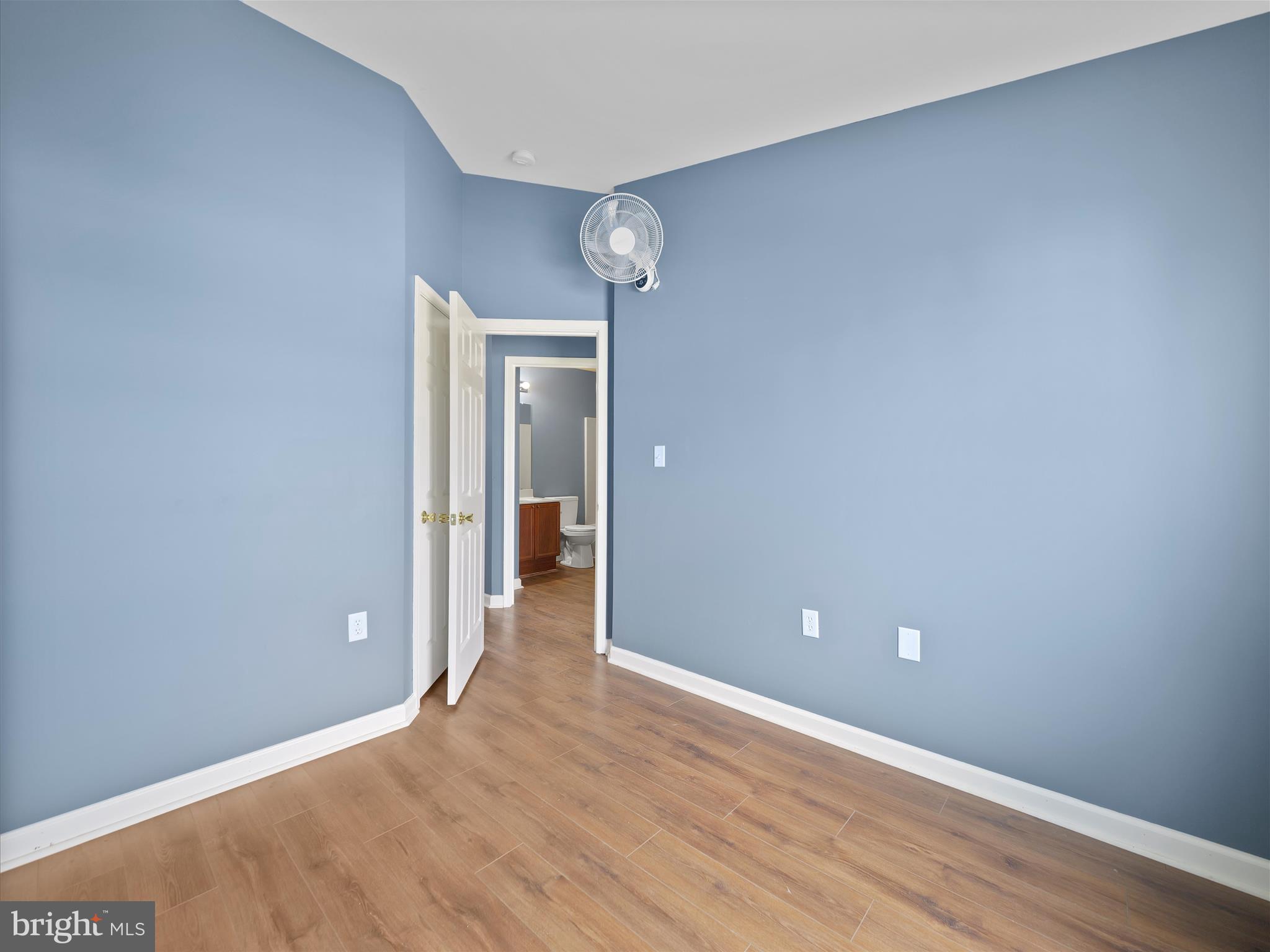 MANOR PARK - Residential