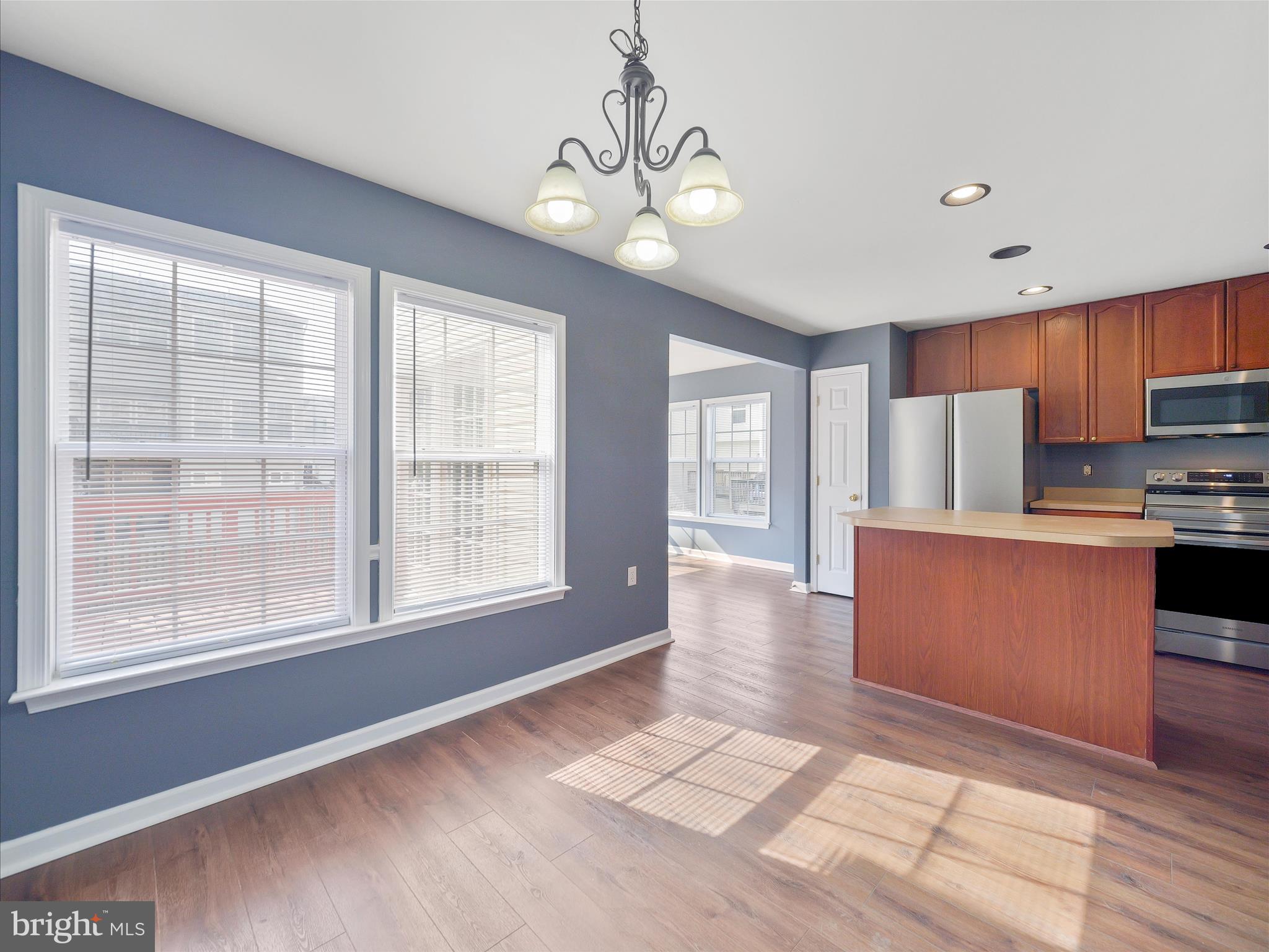 MANOR PARK - Residential