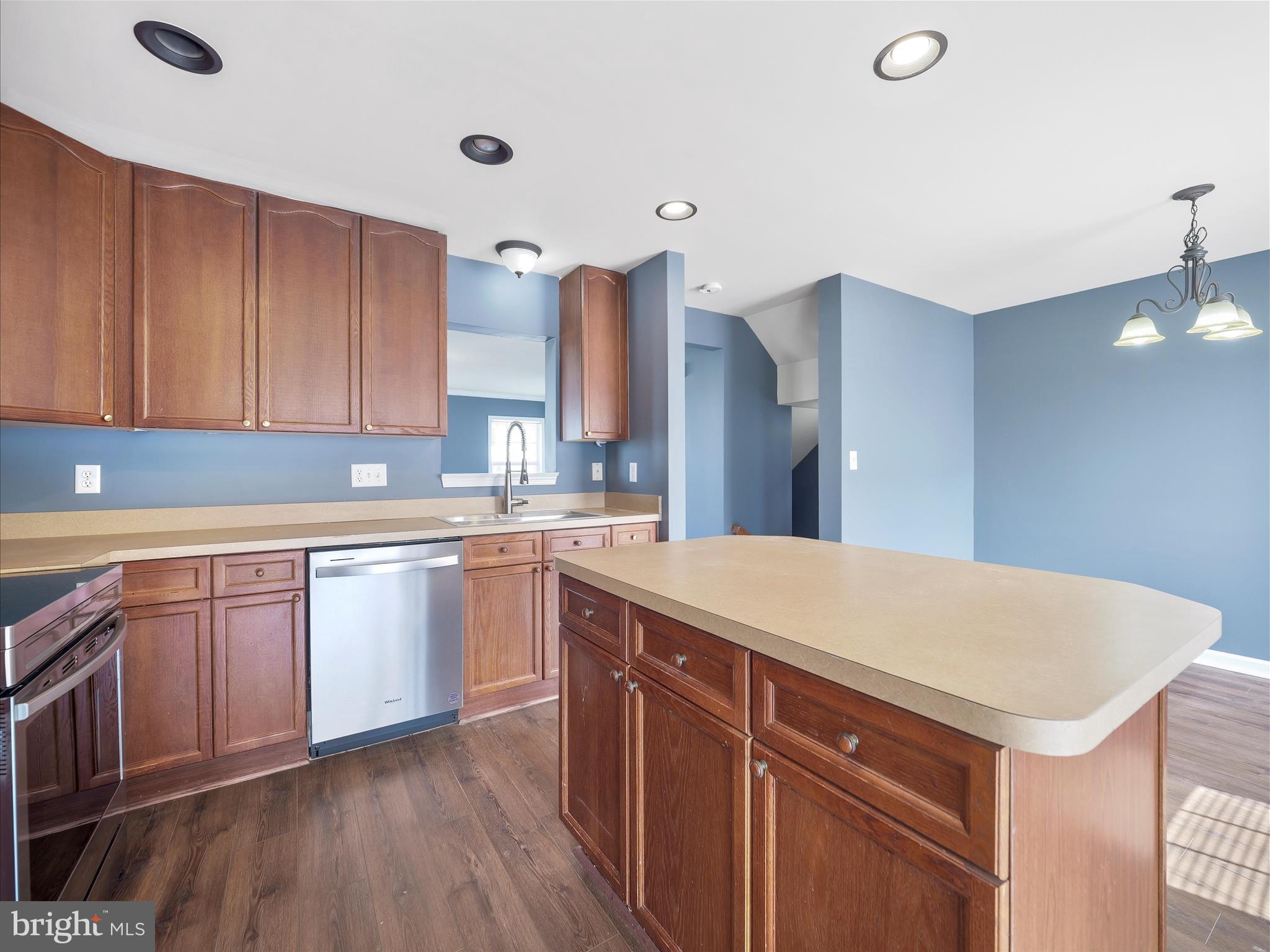 MANOR PARK - Residential