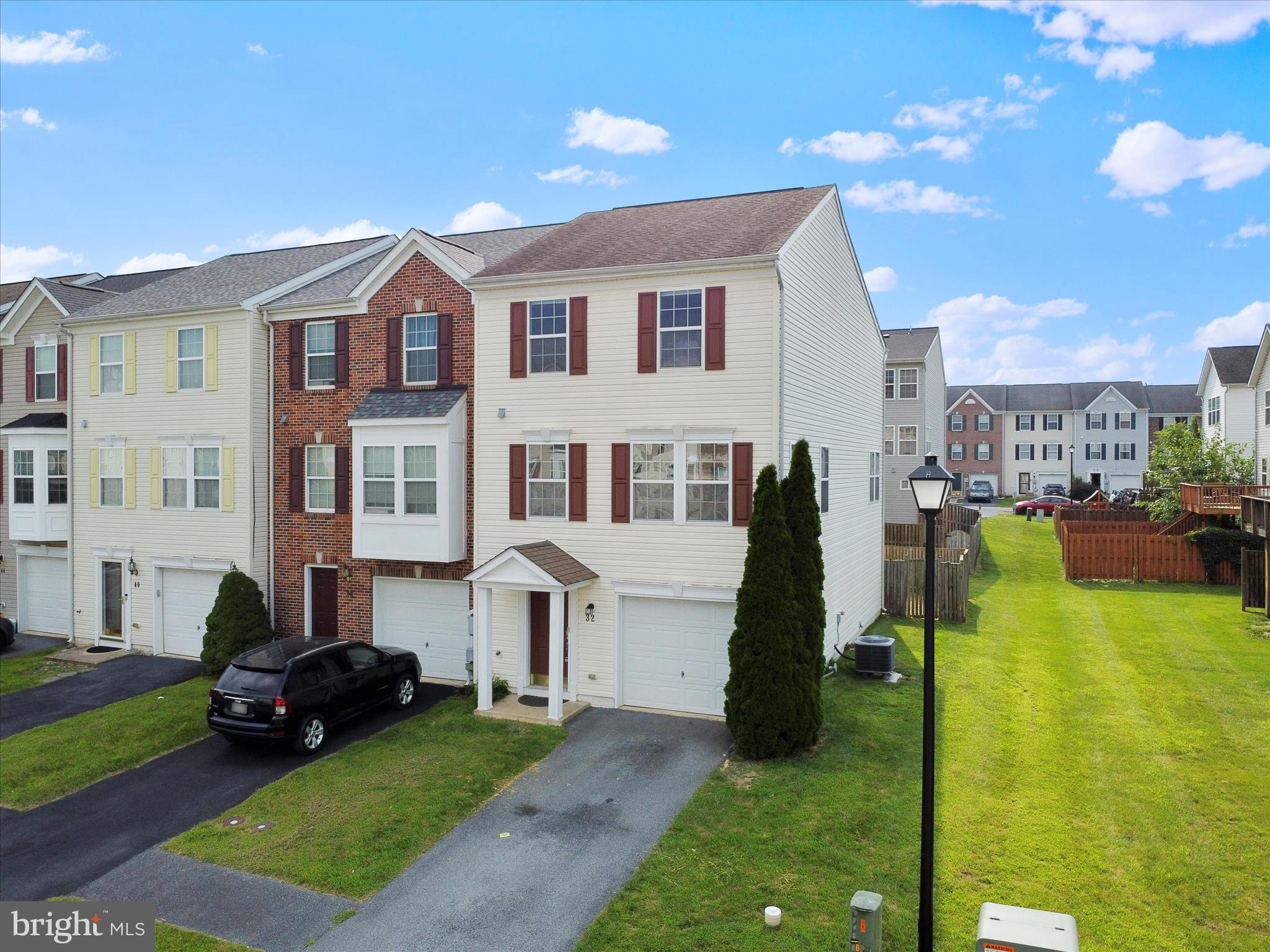 MANOR PARK - Residential