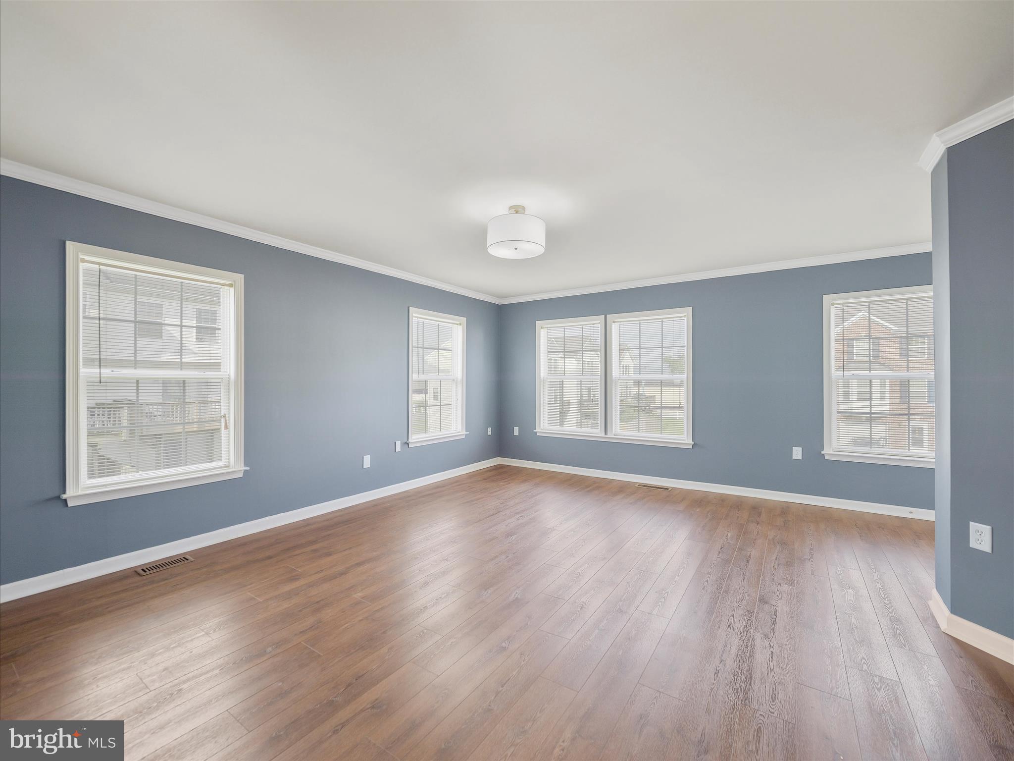 MANOR PARK - Residential