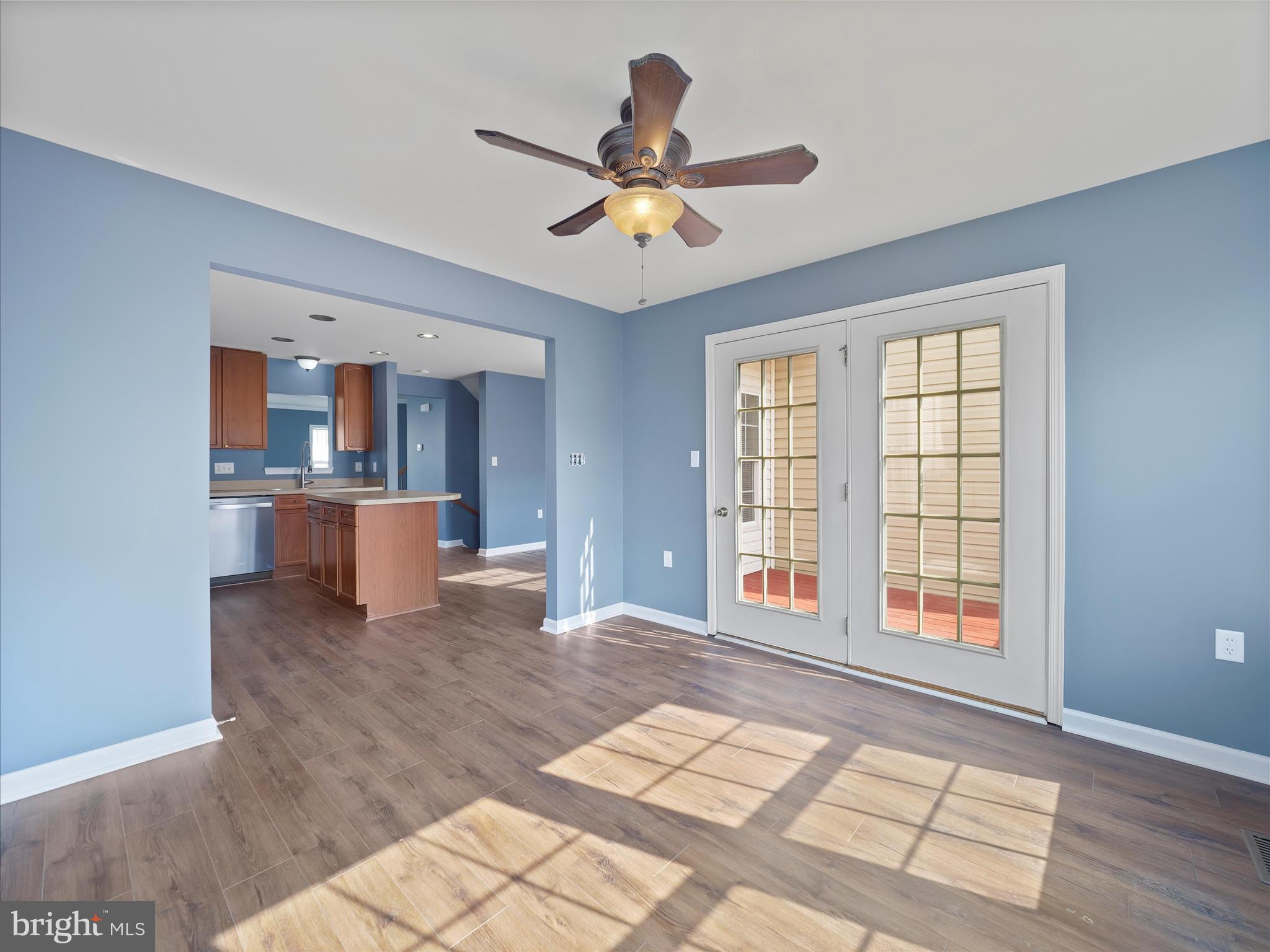 MANOR PARK - Residential