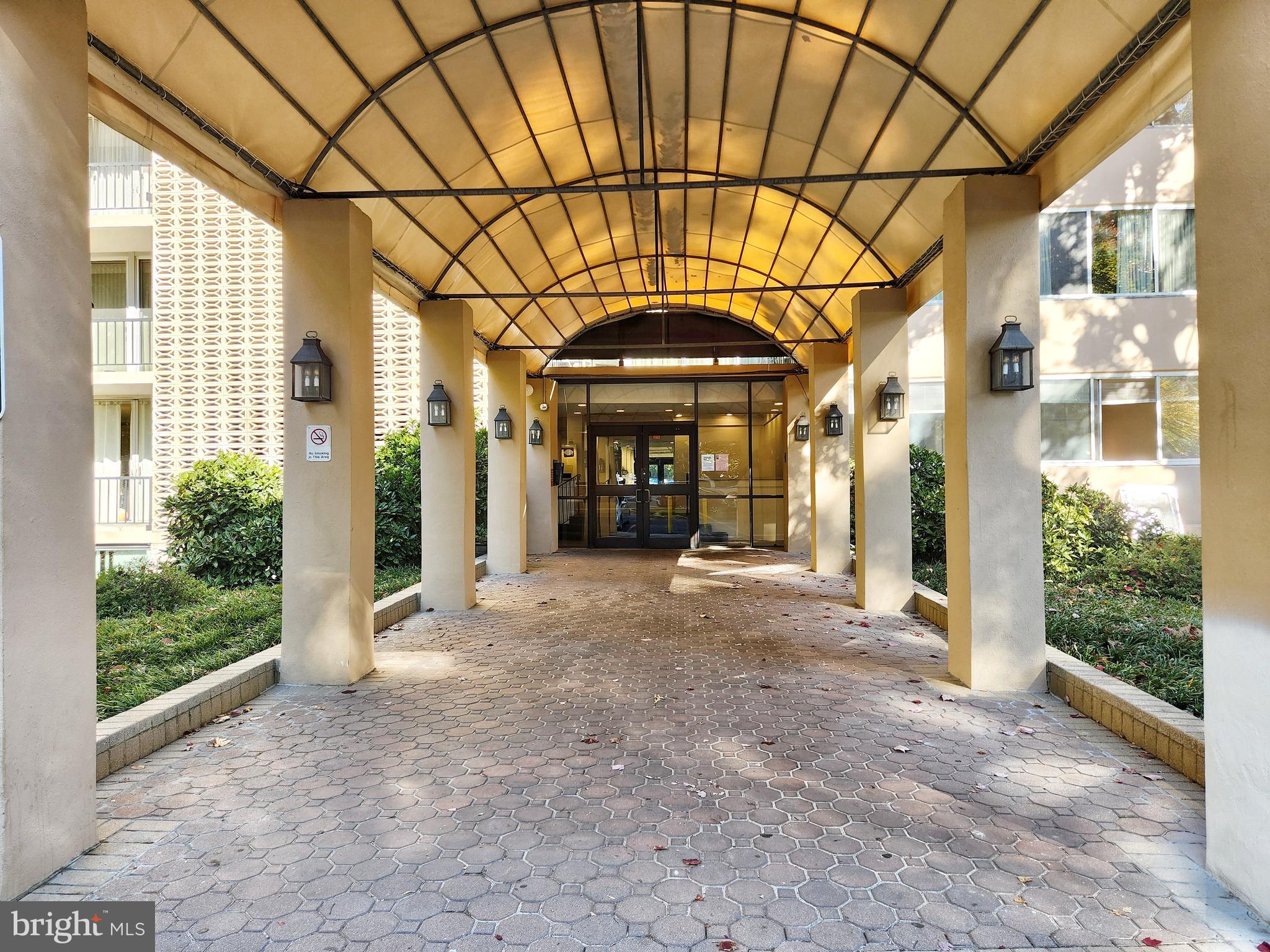 4345 IVYMOUNT COURT 42