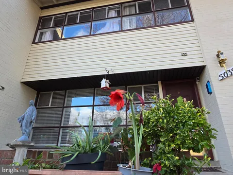 5035 Americana Drive, Annandale, VA MLS: VAFX2255524