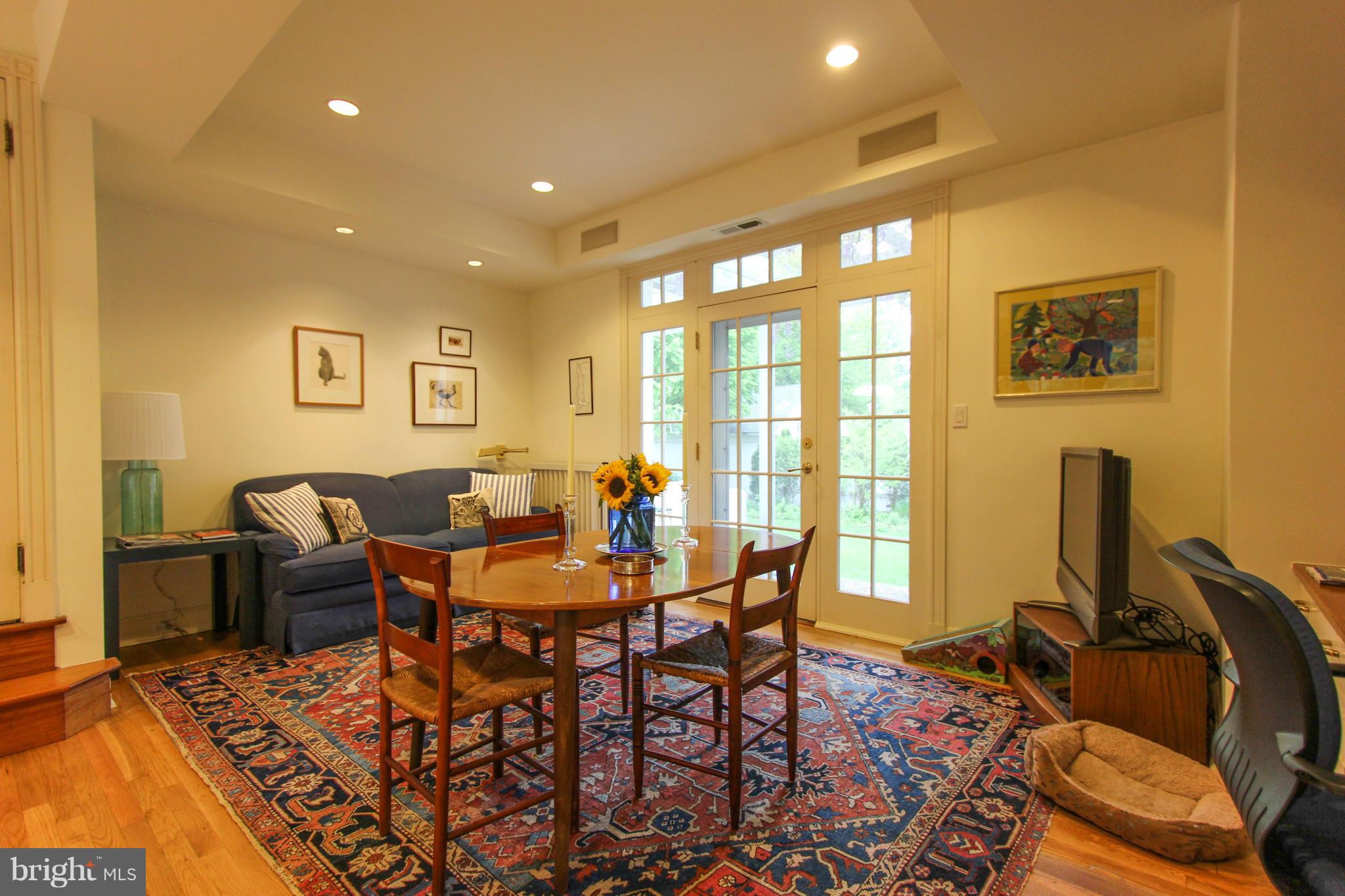 ROLAND PARK - Residential